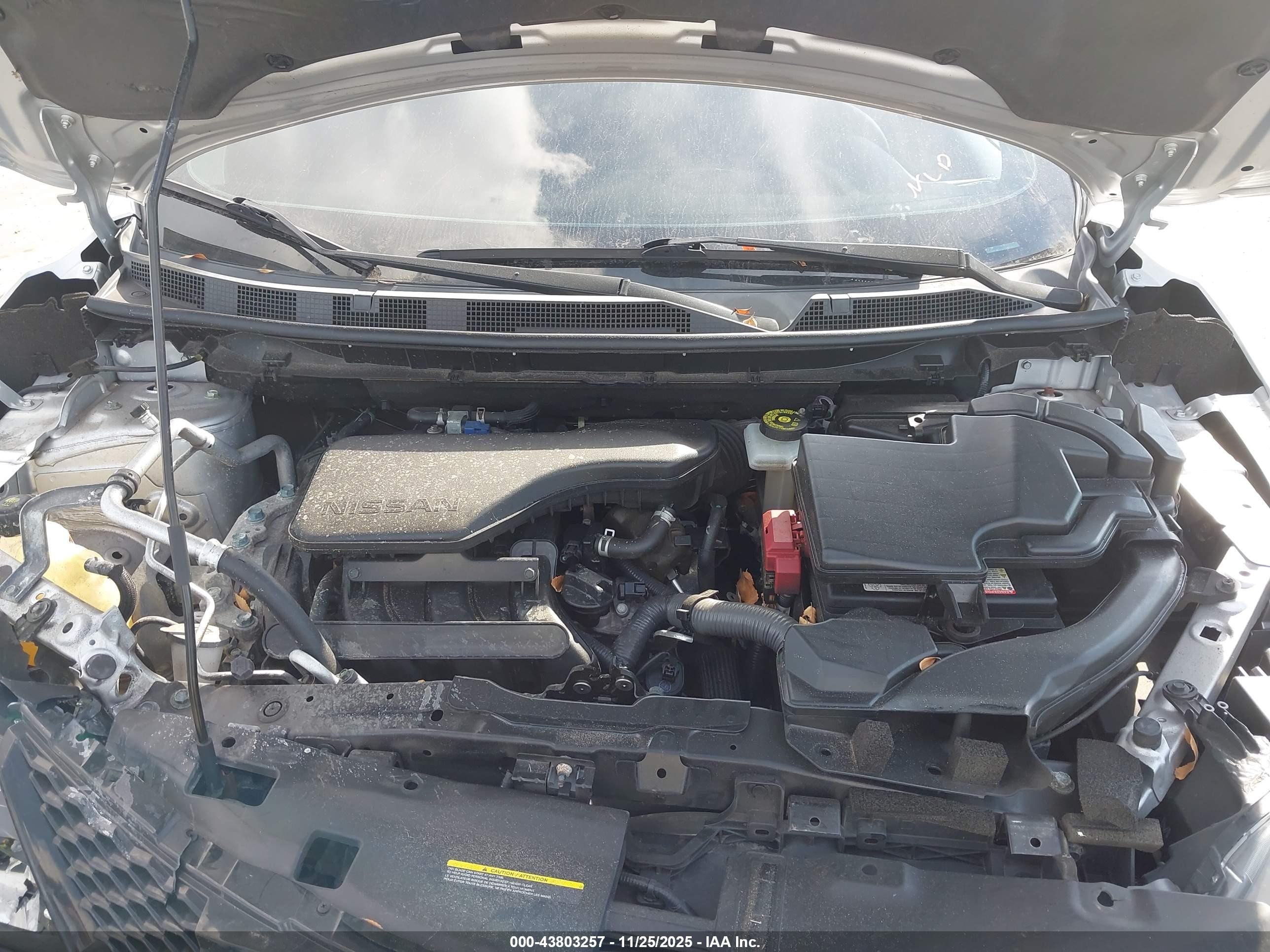 NISSAN ROGUE image 10