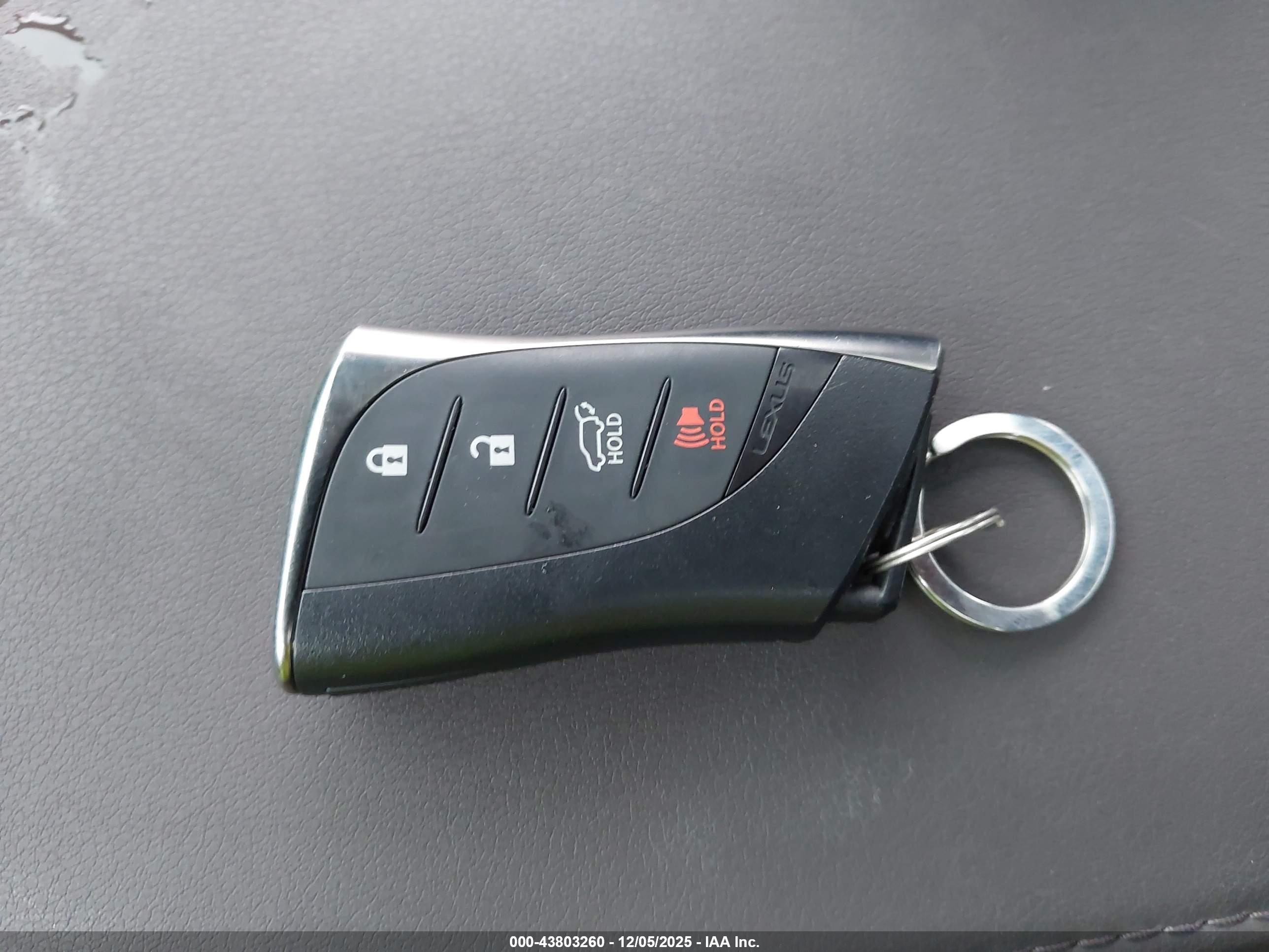 LEXUS RX image 11