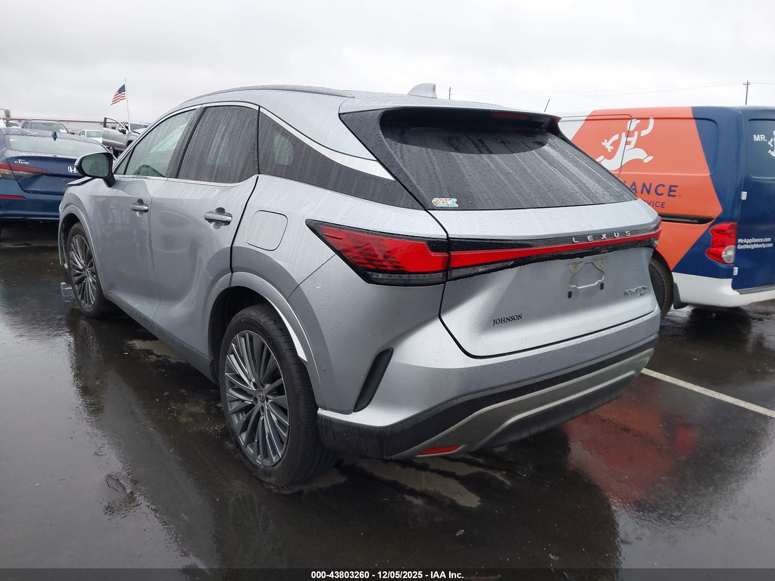 LEXUS RX image 3