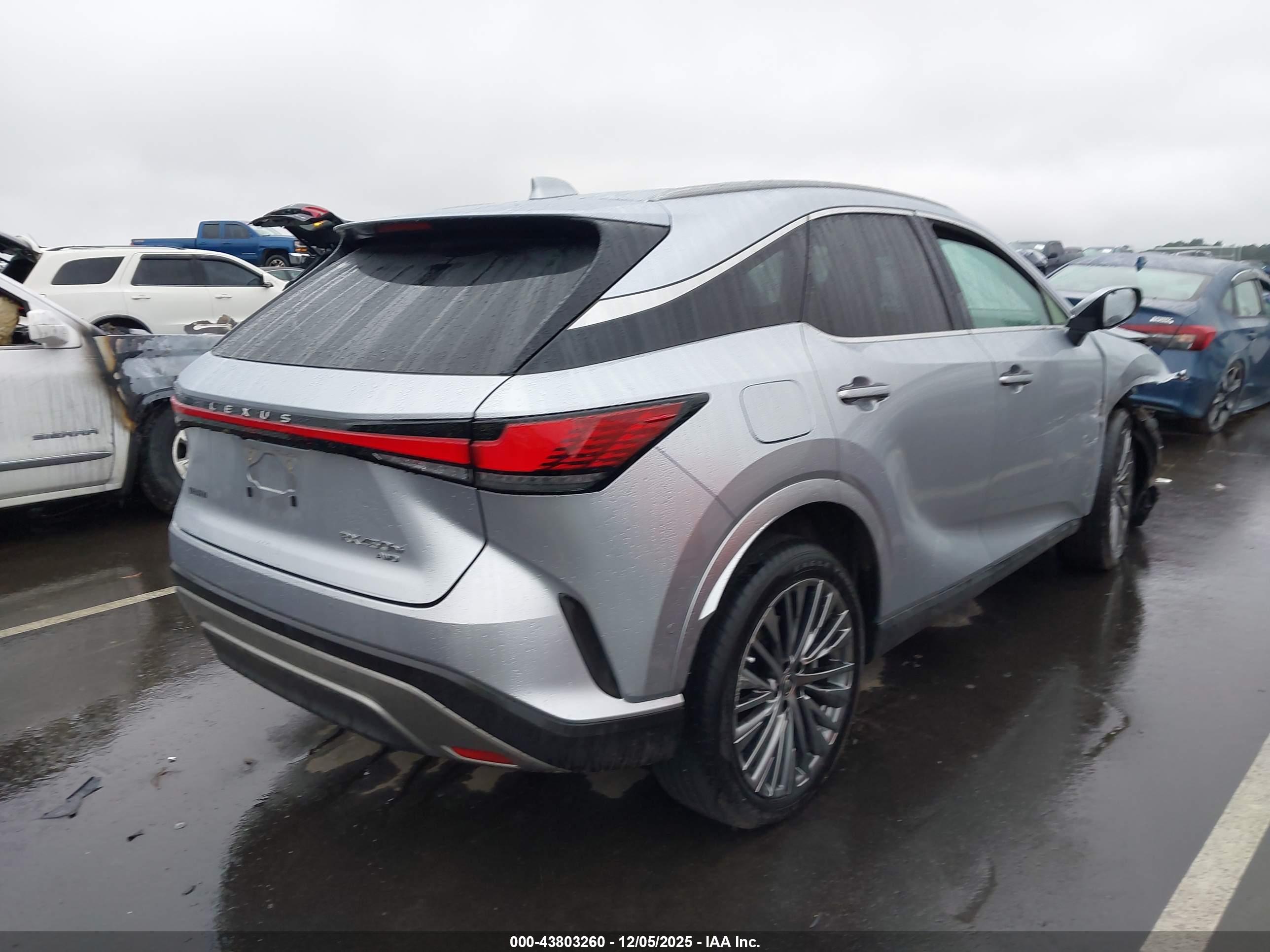 LEXUS RX image 4