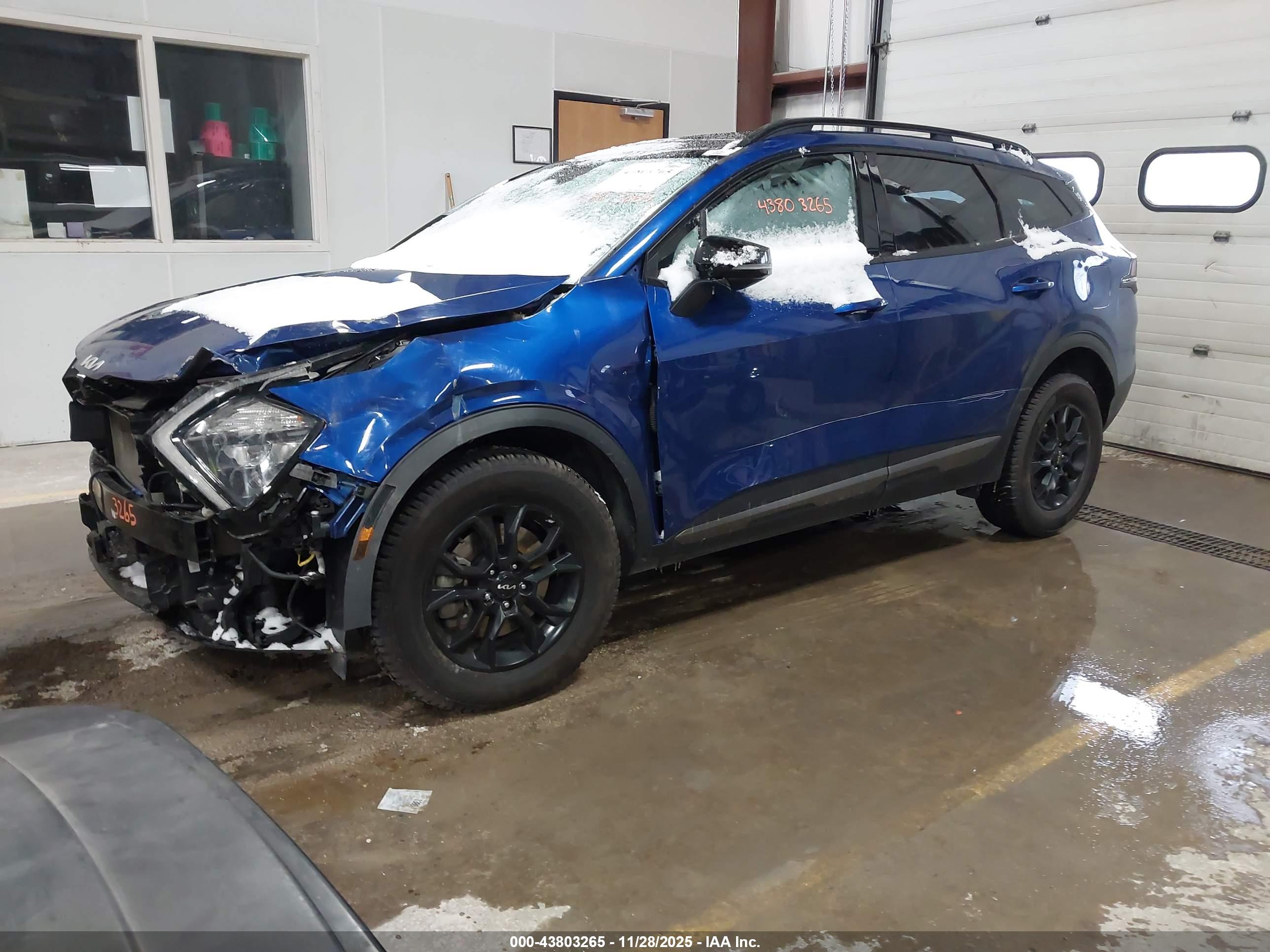 KIA SPORTAGE image 2
