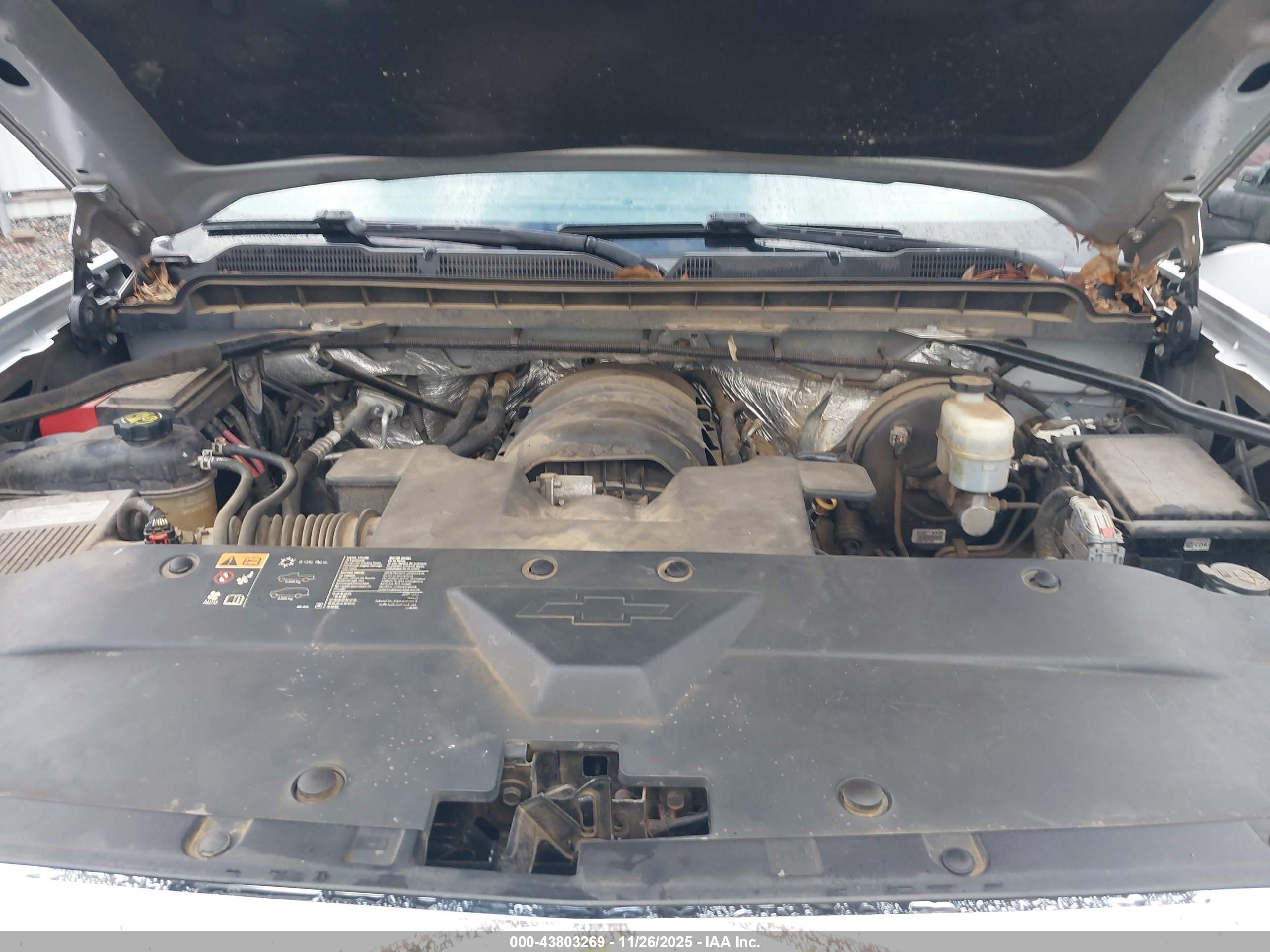 CHEVROLET SILVERADO image 10