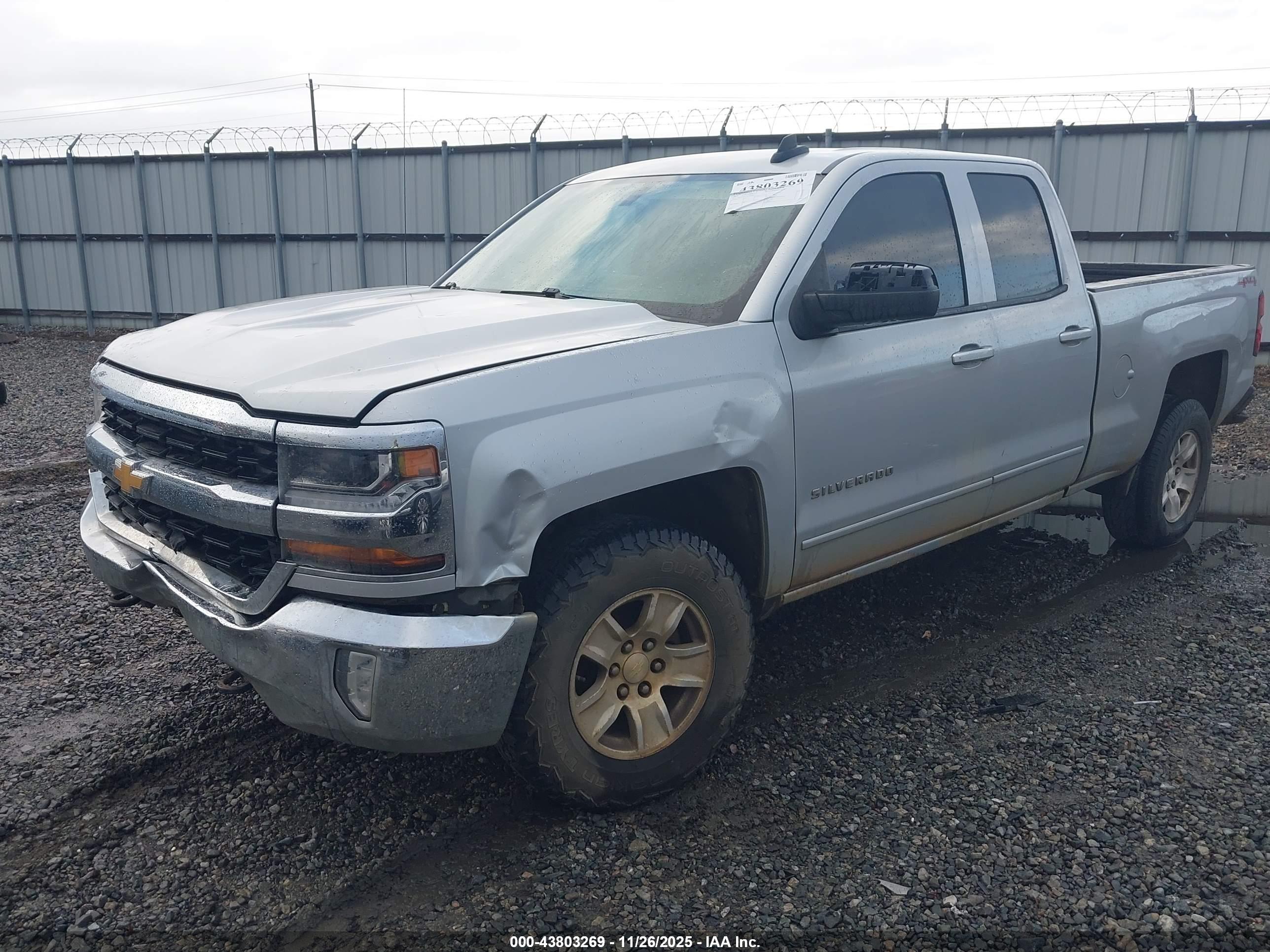 CHEVROLET SILVERADO image 2