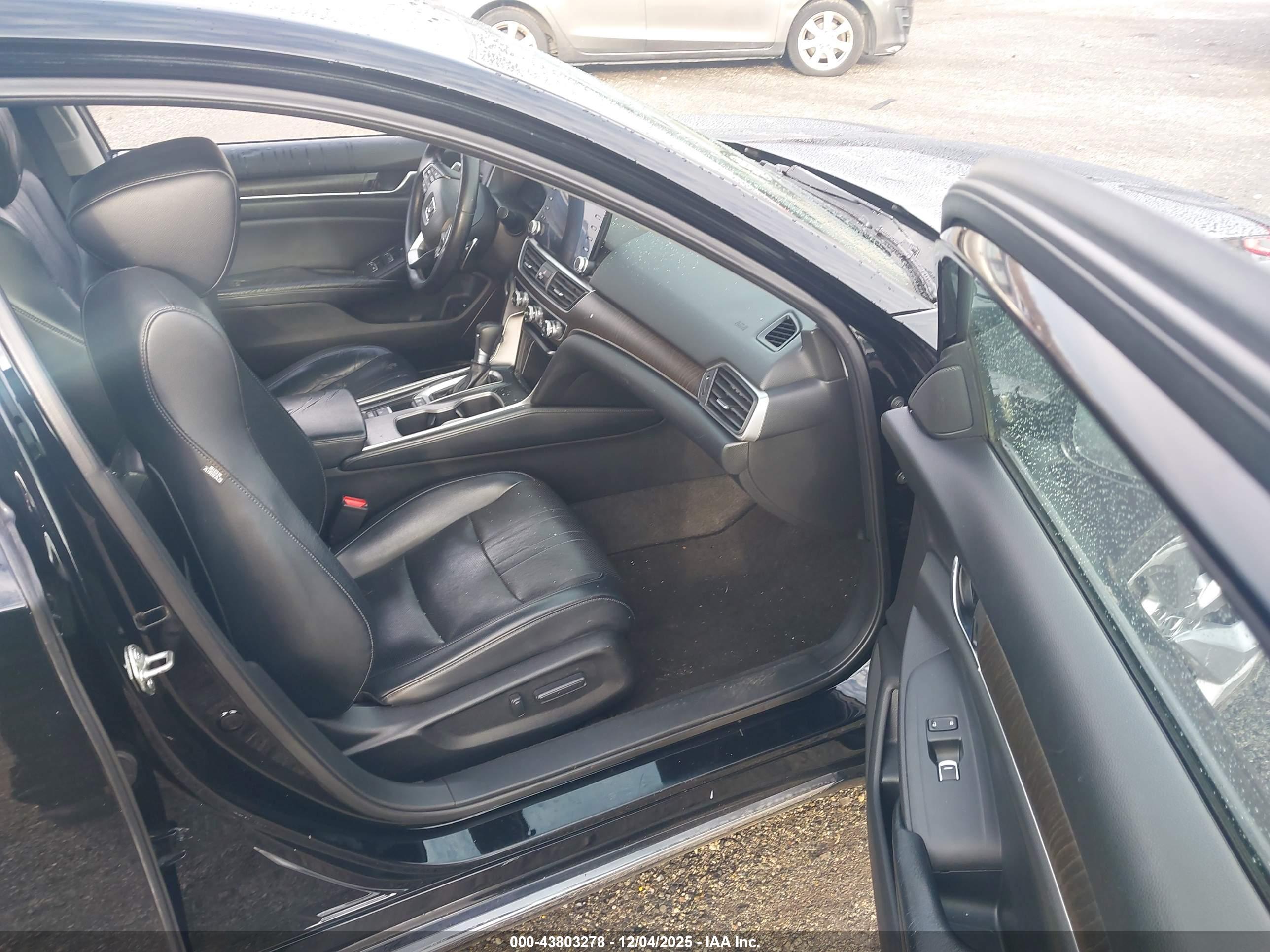 HONDA ACCORD image 5