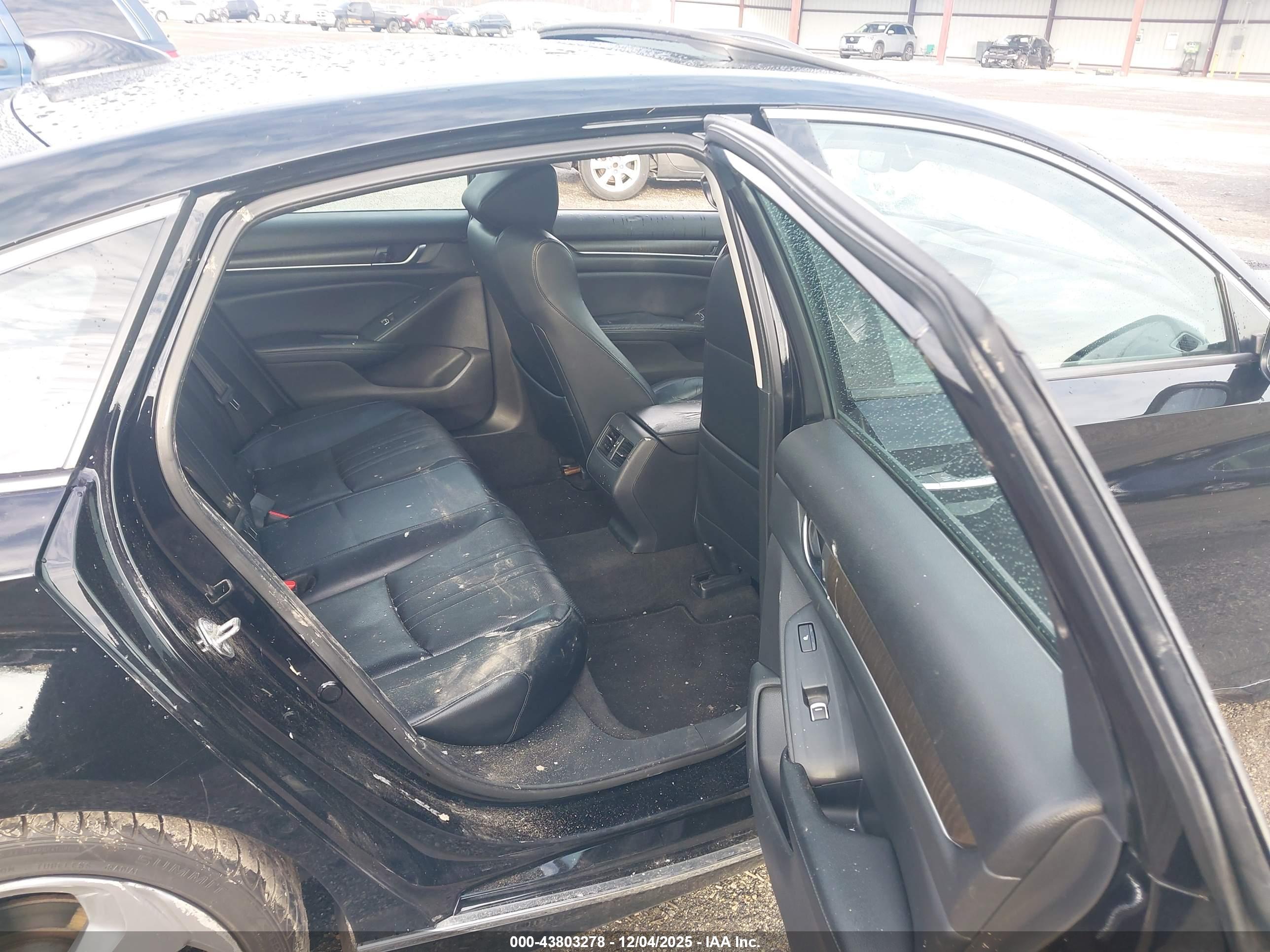 HONDA ACCORD image 8