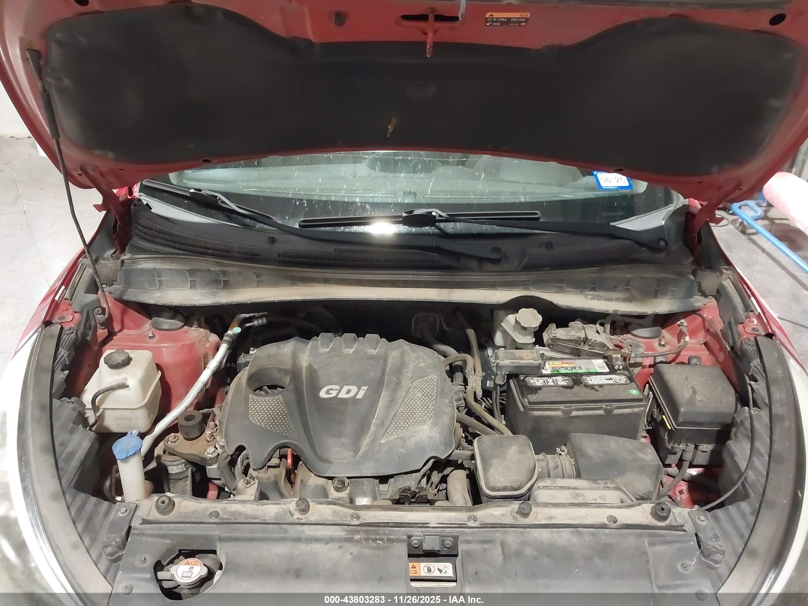 HYUNDAI TUCSON image 10
