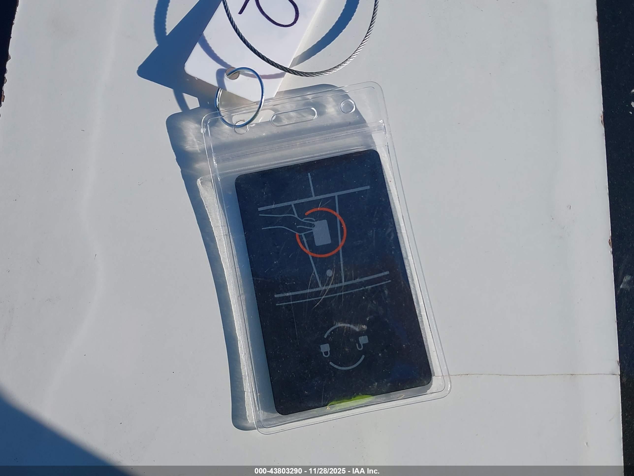 TESLA MODEL image 11