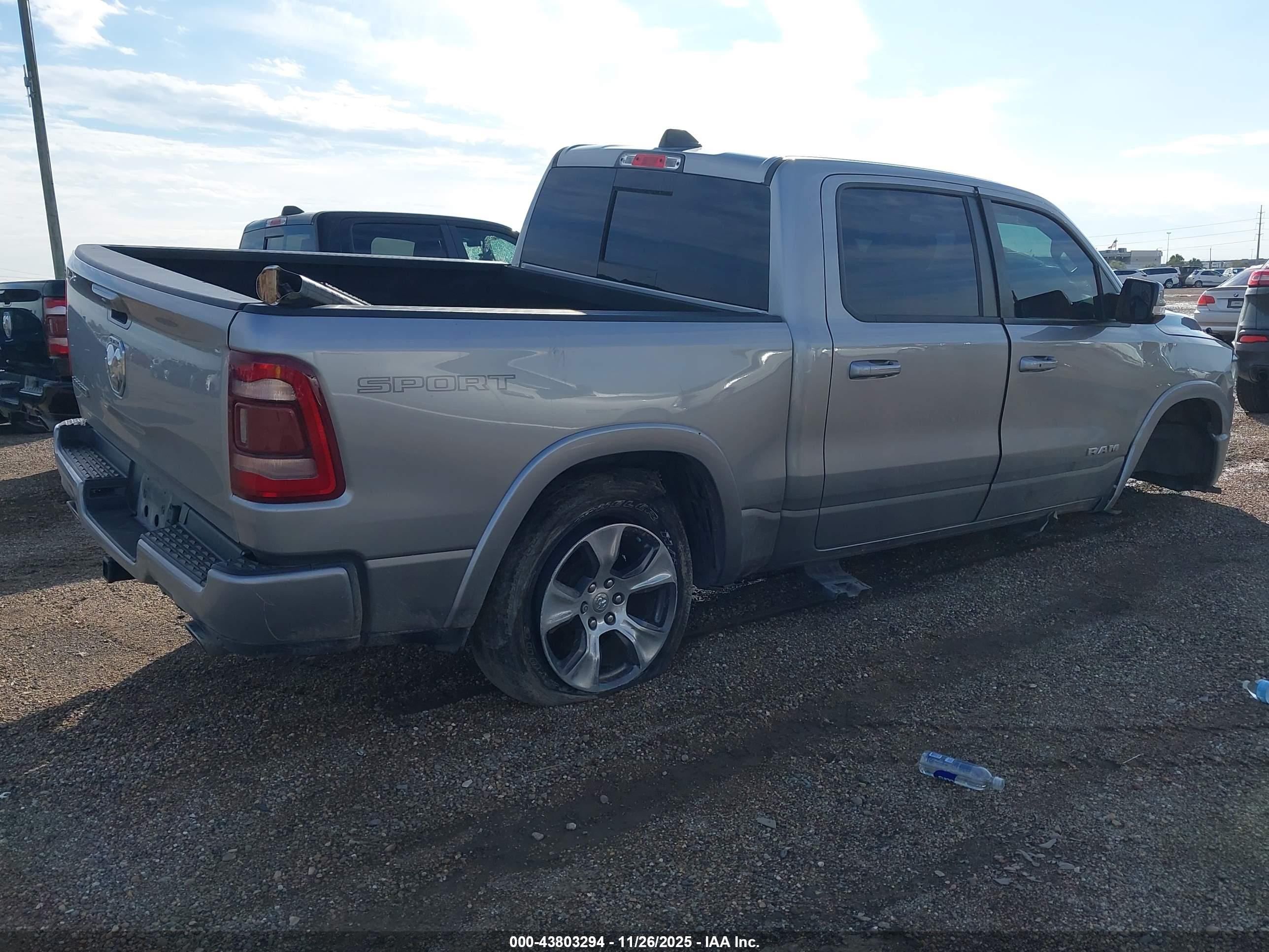 RAM 1500 image 4