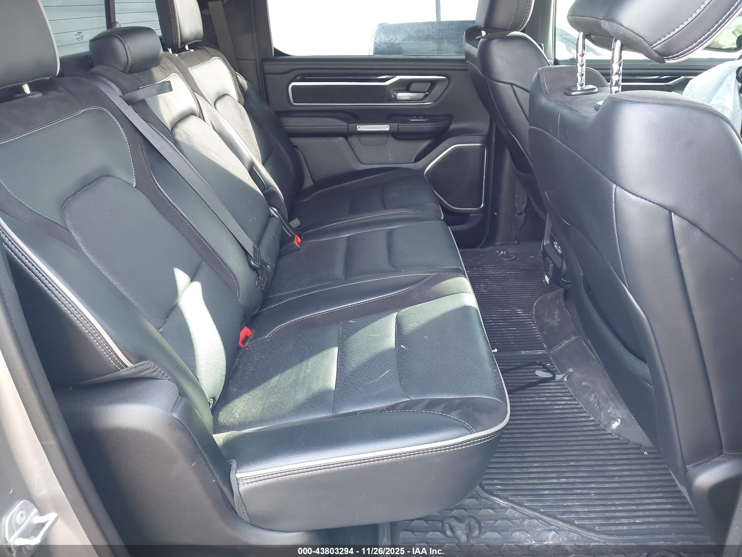 RAM 1500 image 8