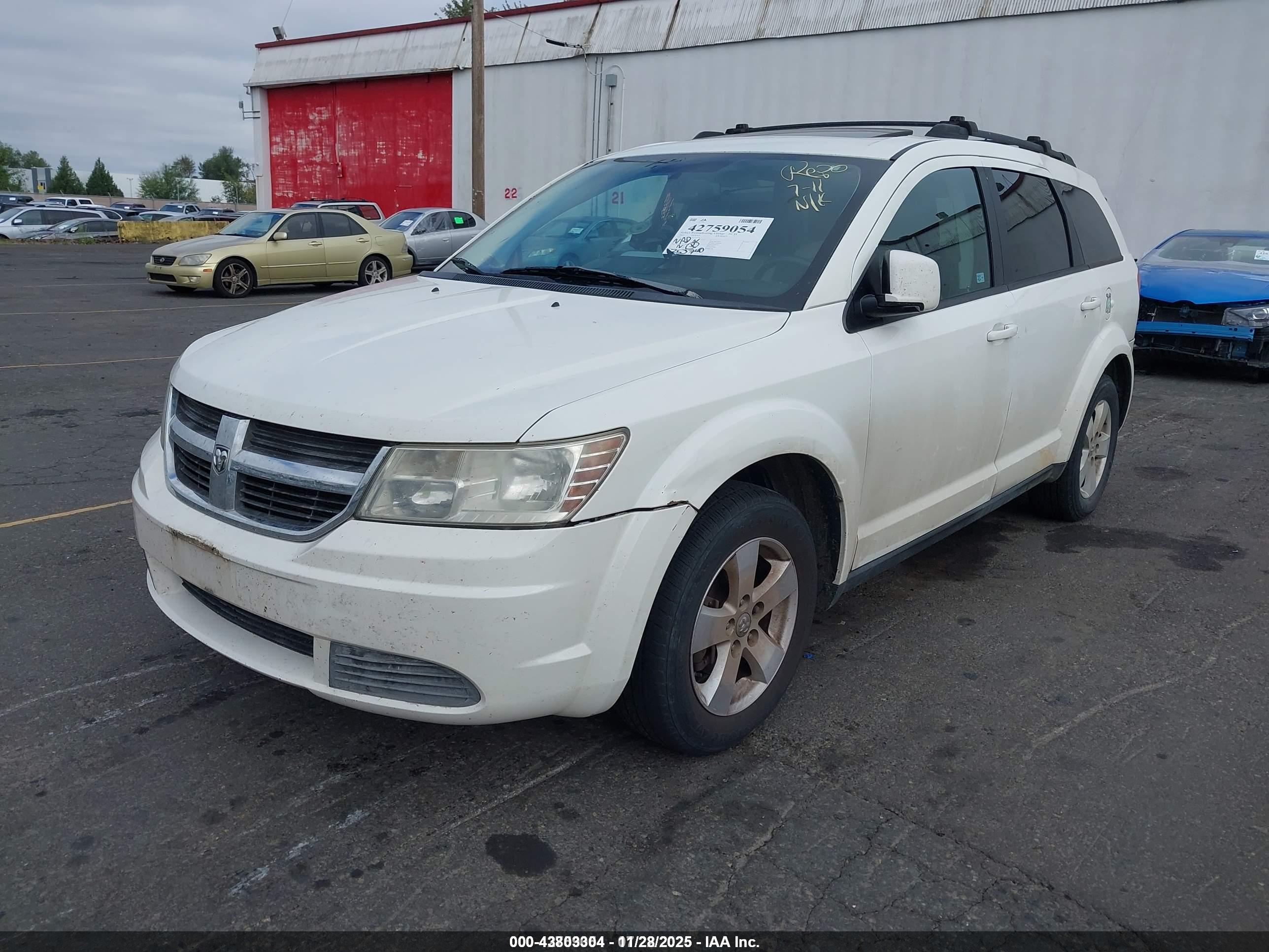 DODGE JOURNEY image 2