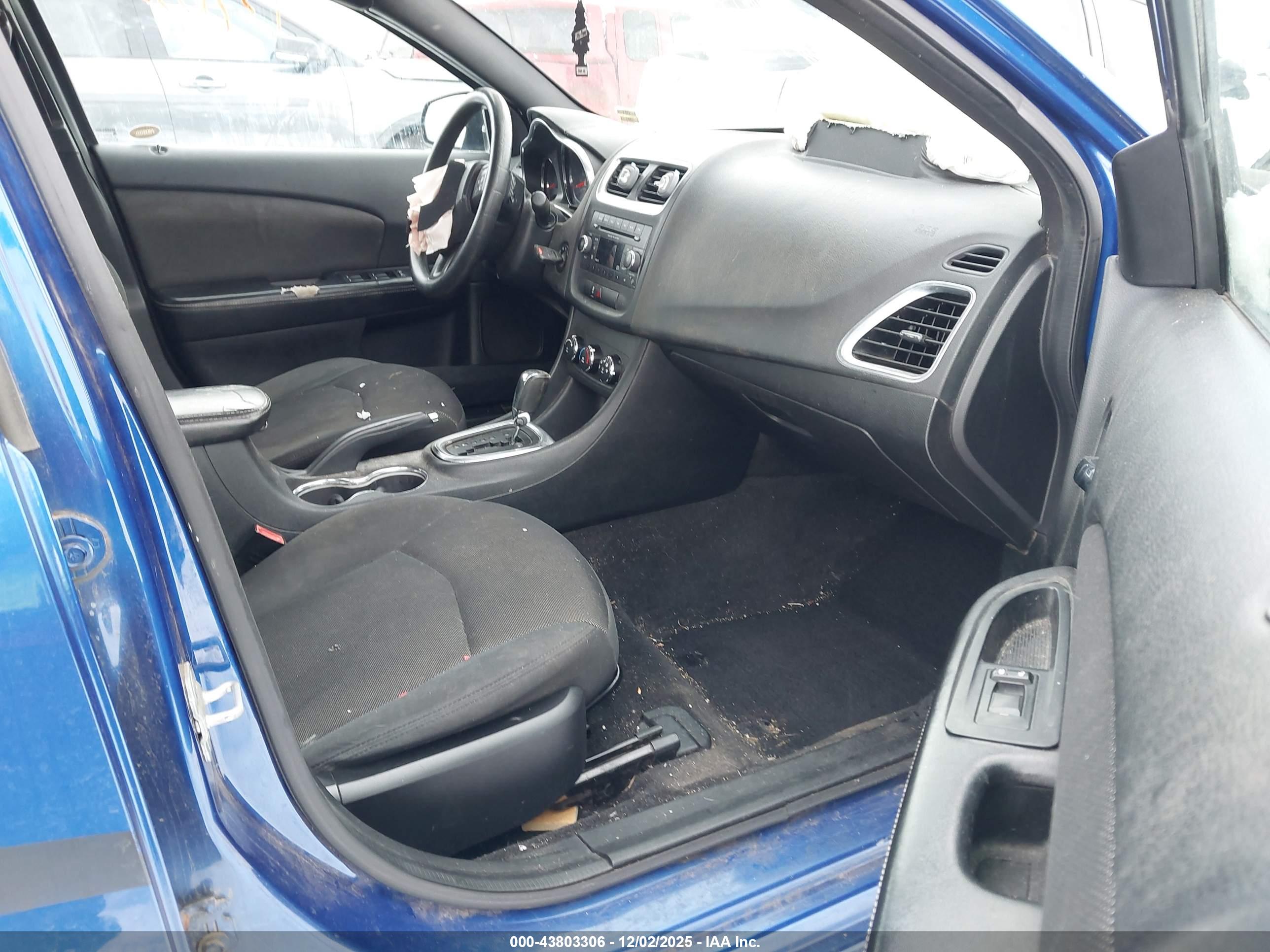DODGE AVENGER image 5