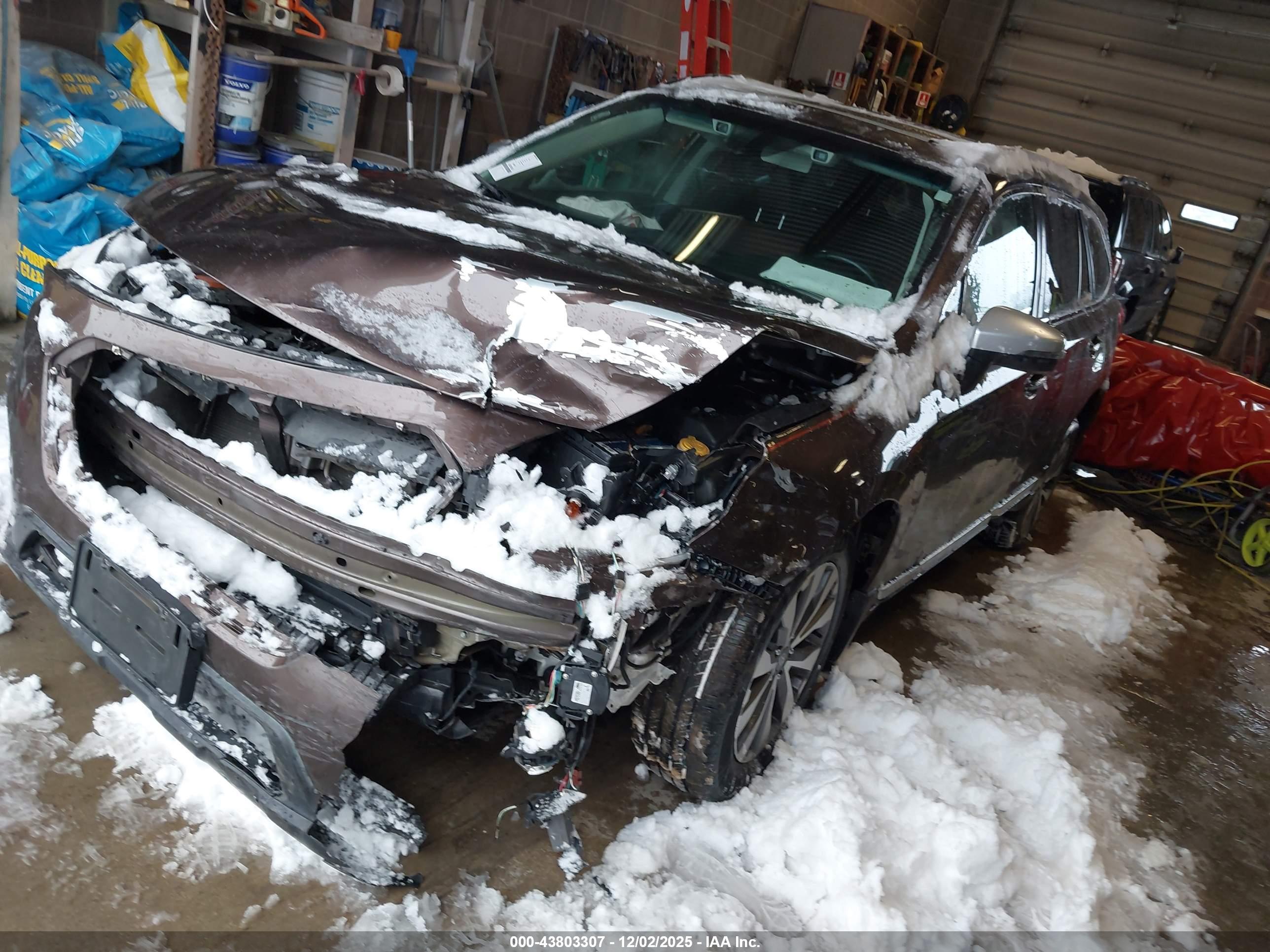 SUBARU OUTBACK image 2