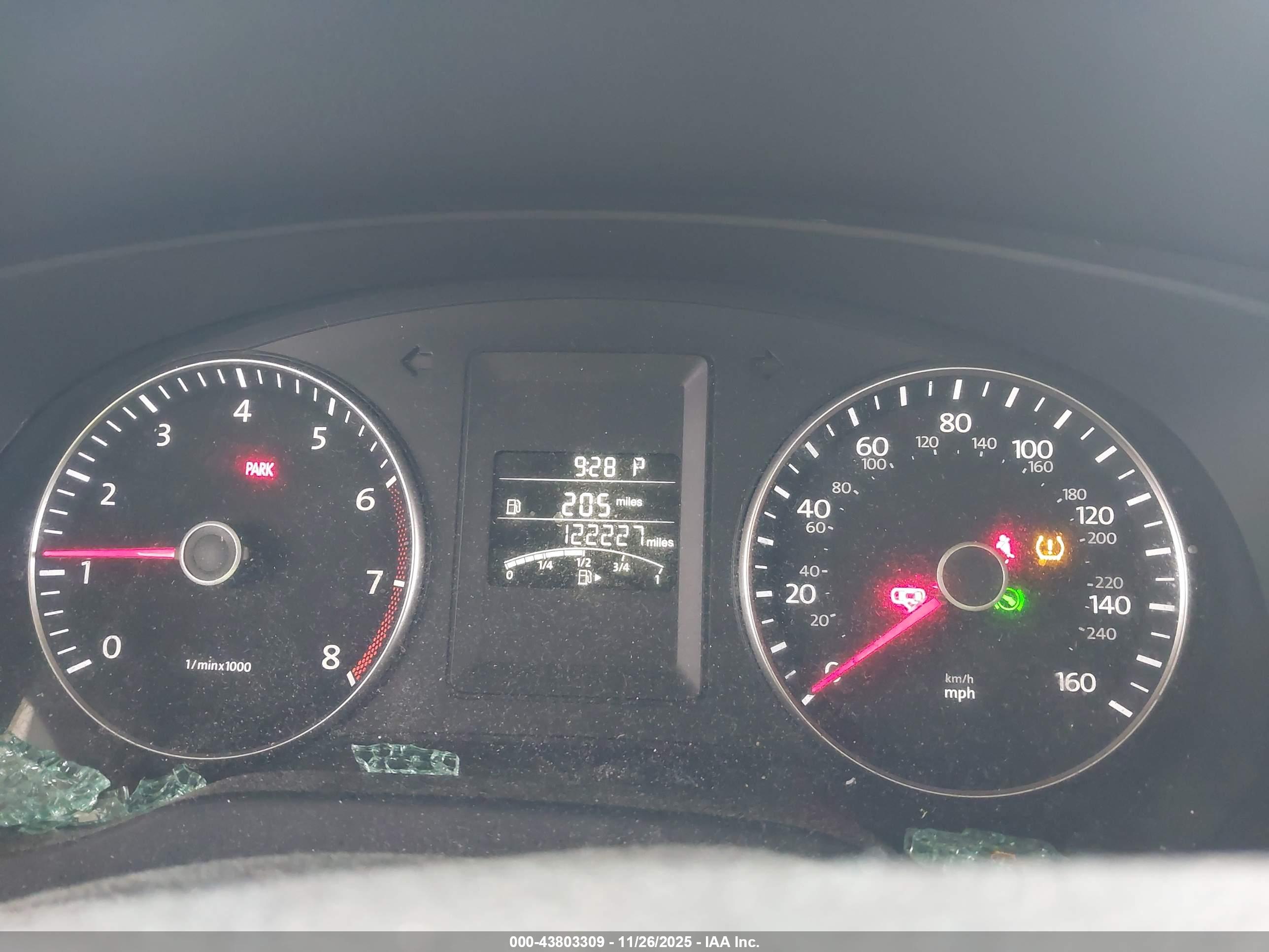 VOLKSWAGEN JETTA image 7