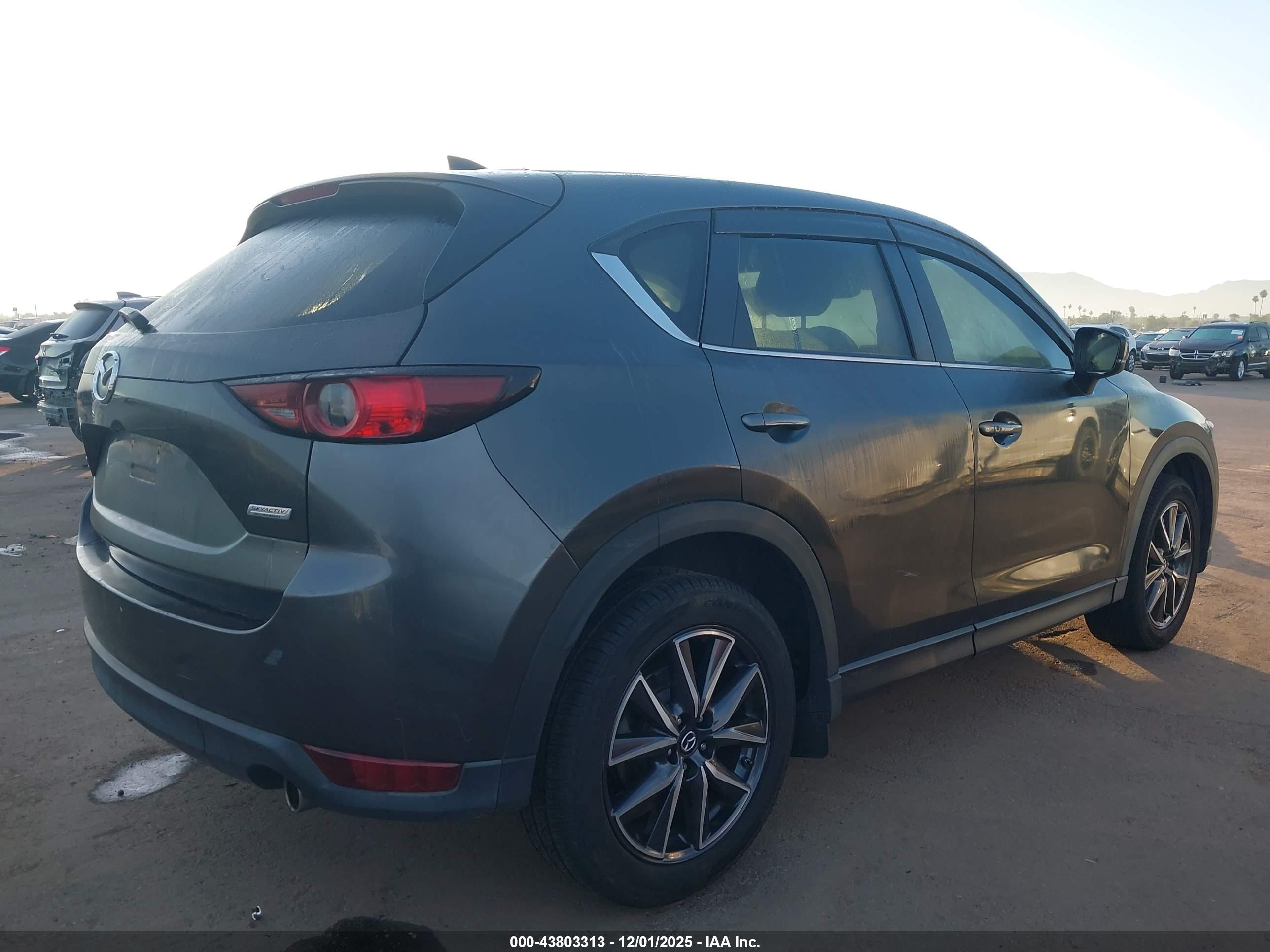 MAZDA CX-5 image 4
