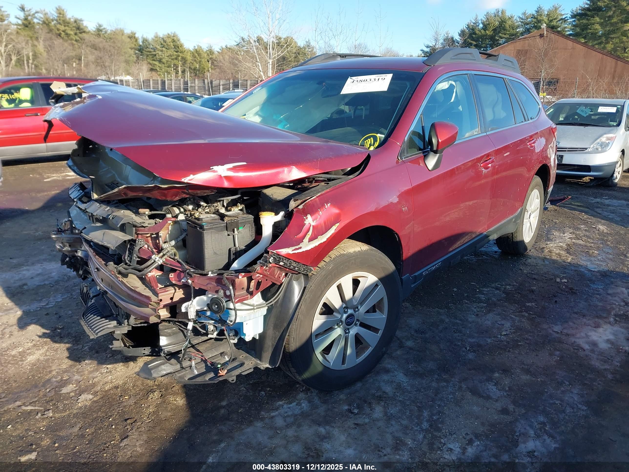 SUBARU OUTBACK image 2