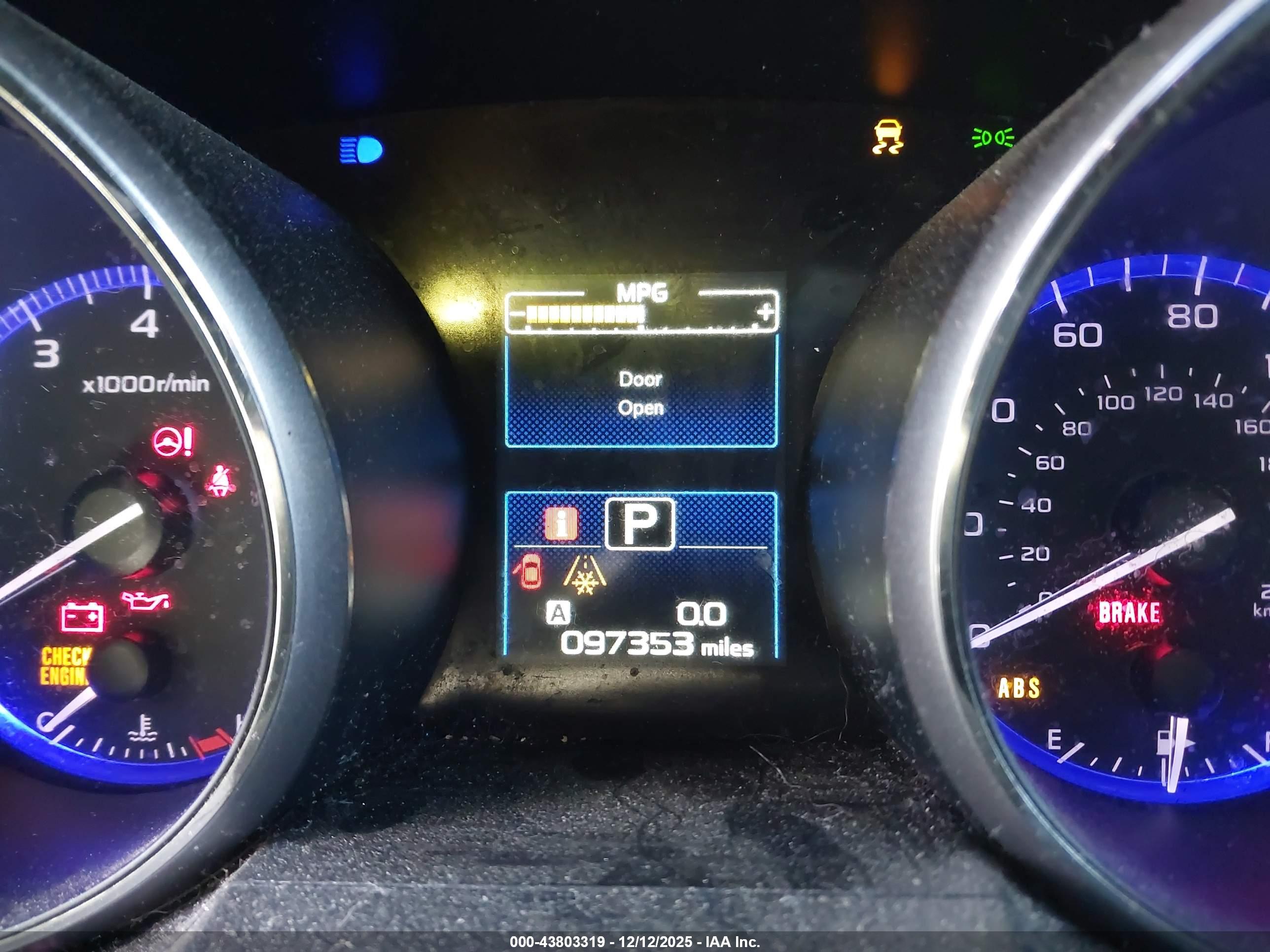 SUBARU OUTBACK image 7