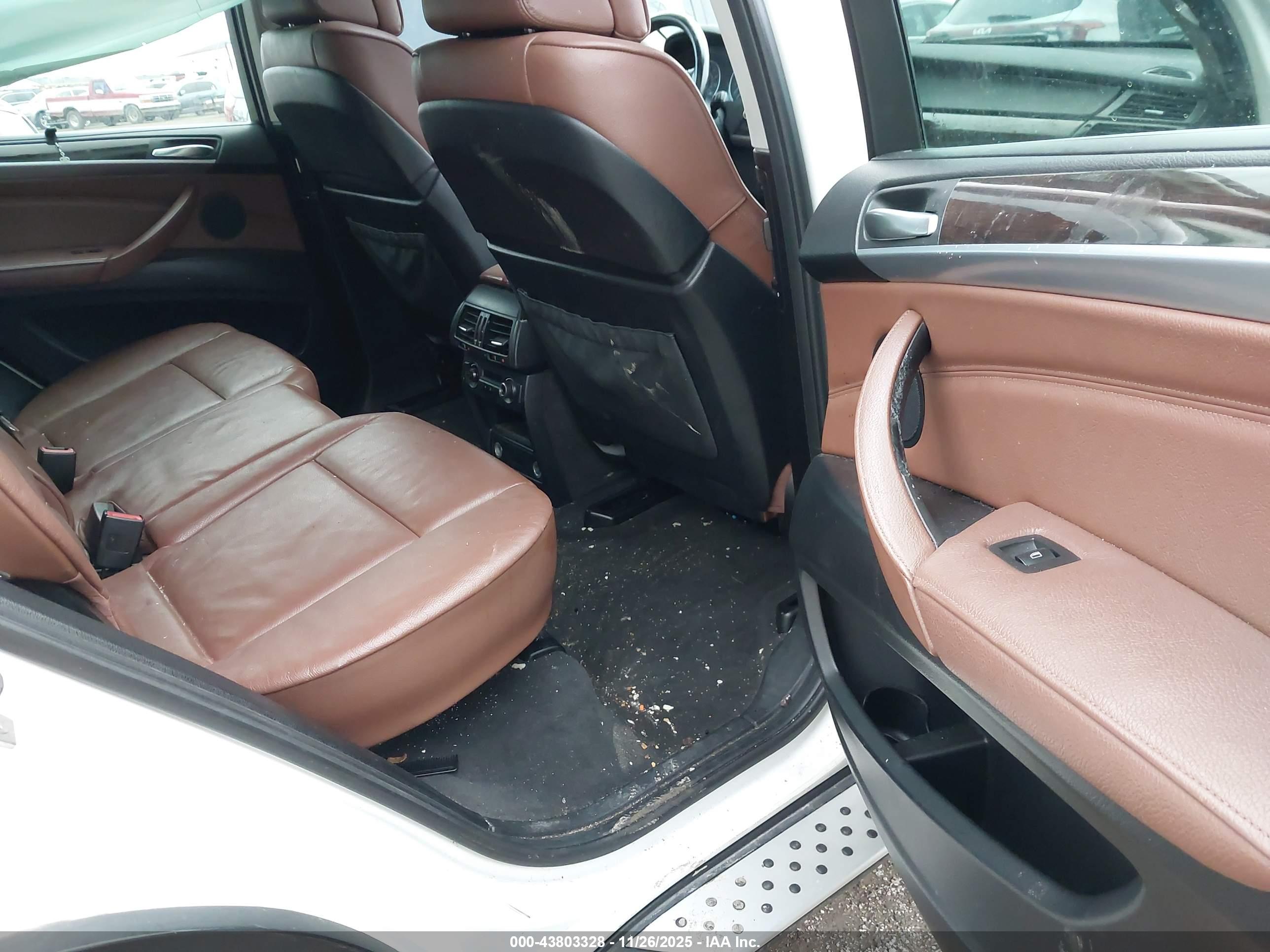 BMW X5 image 8