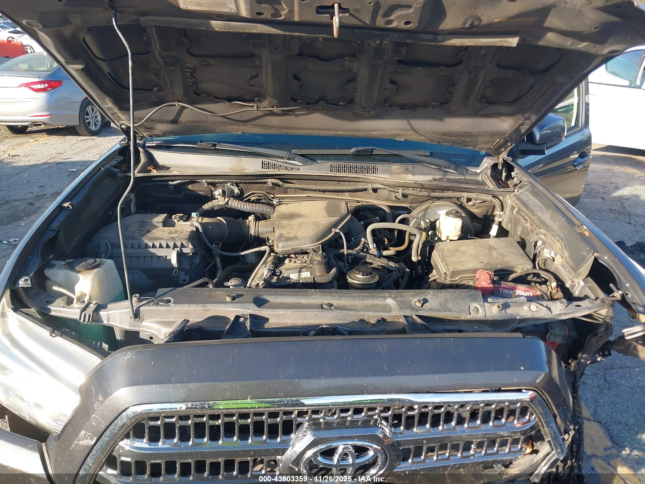 TOYOTA TACOMA image 10
