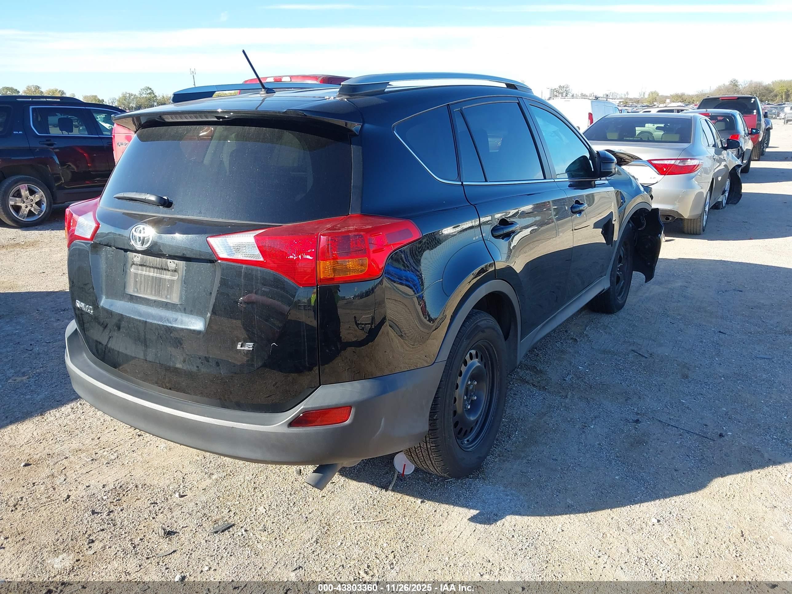 TOYOTA RAV4 image 4