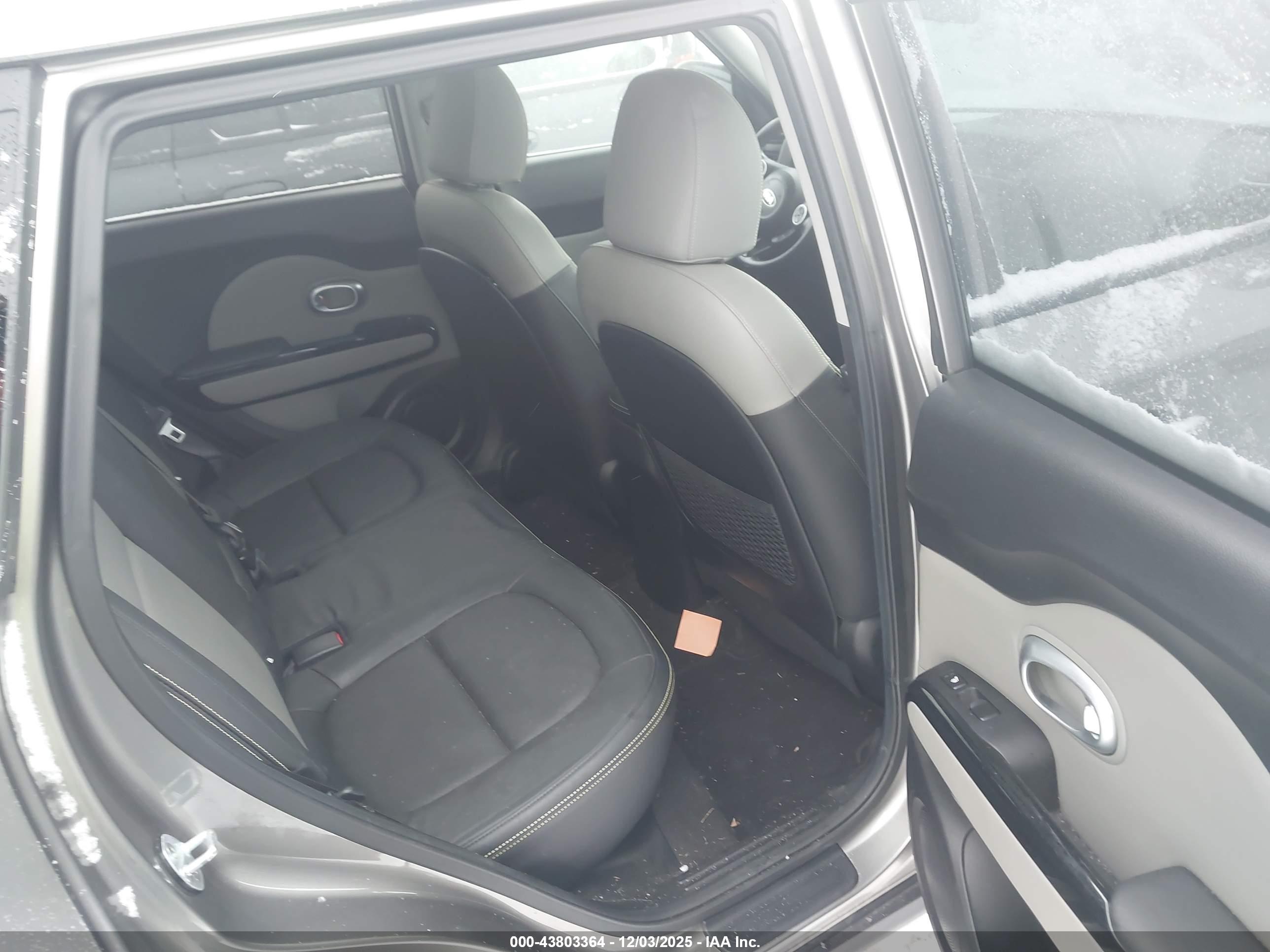 KIA SOUL image 8