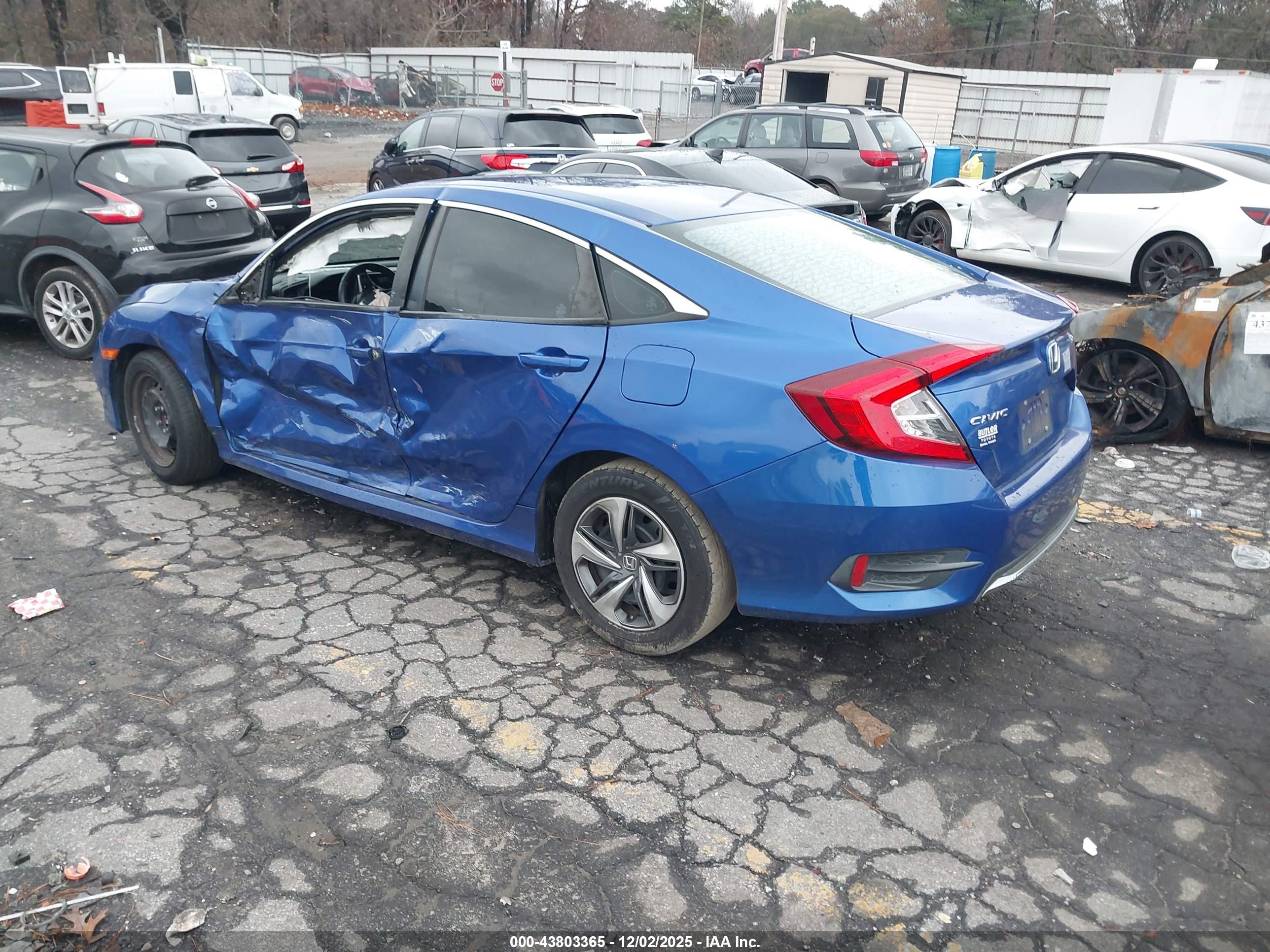 HONDA CIVIC image 3