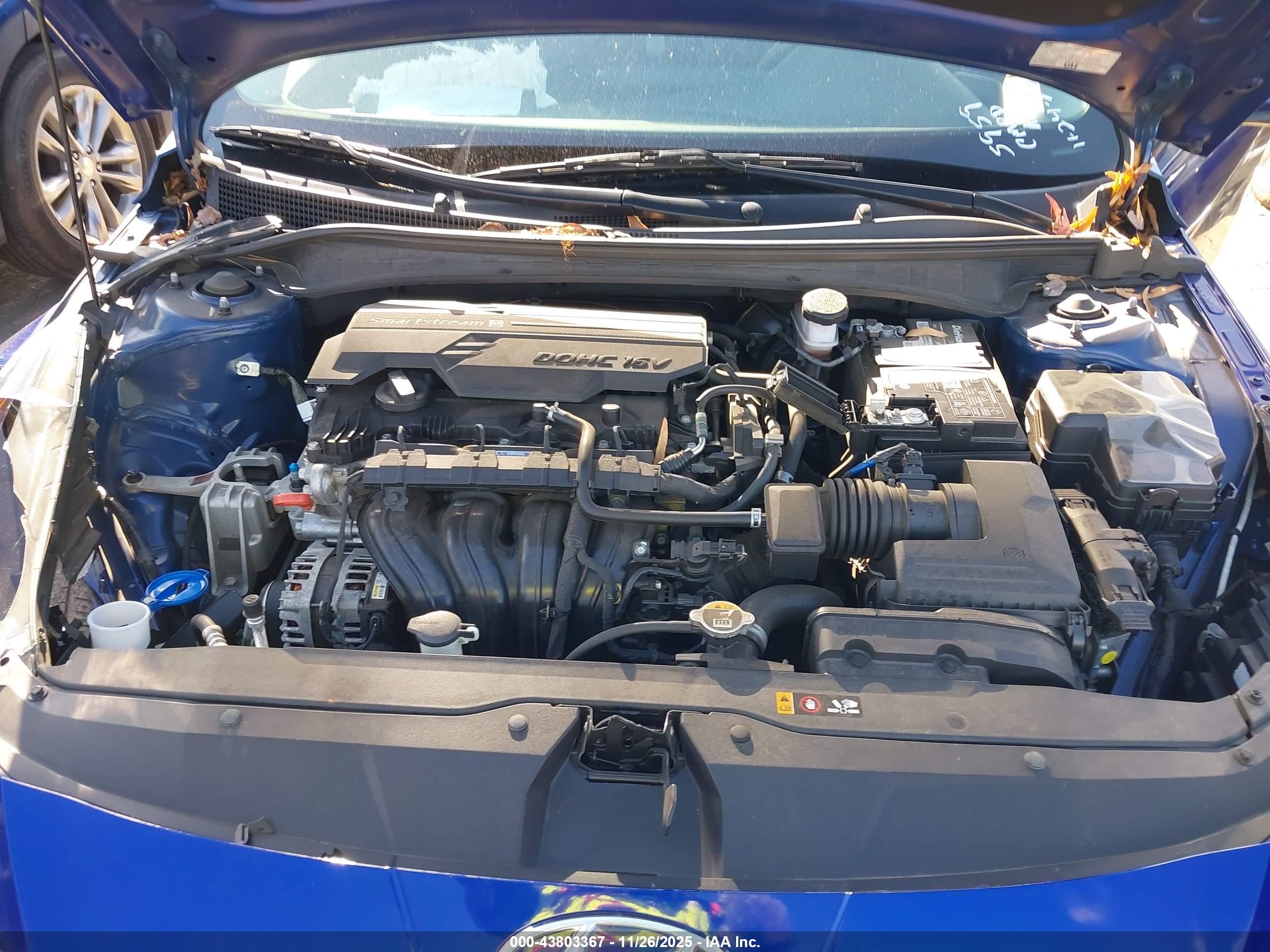HYUNDAI ELANTRA image 10