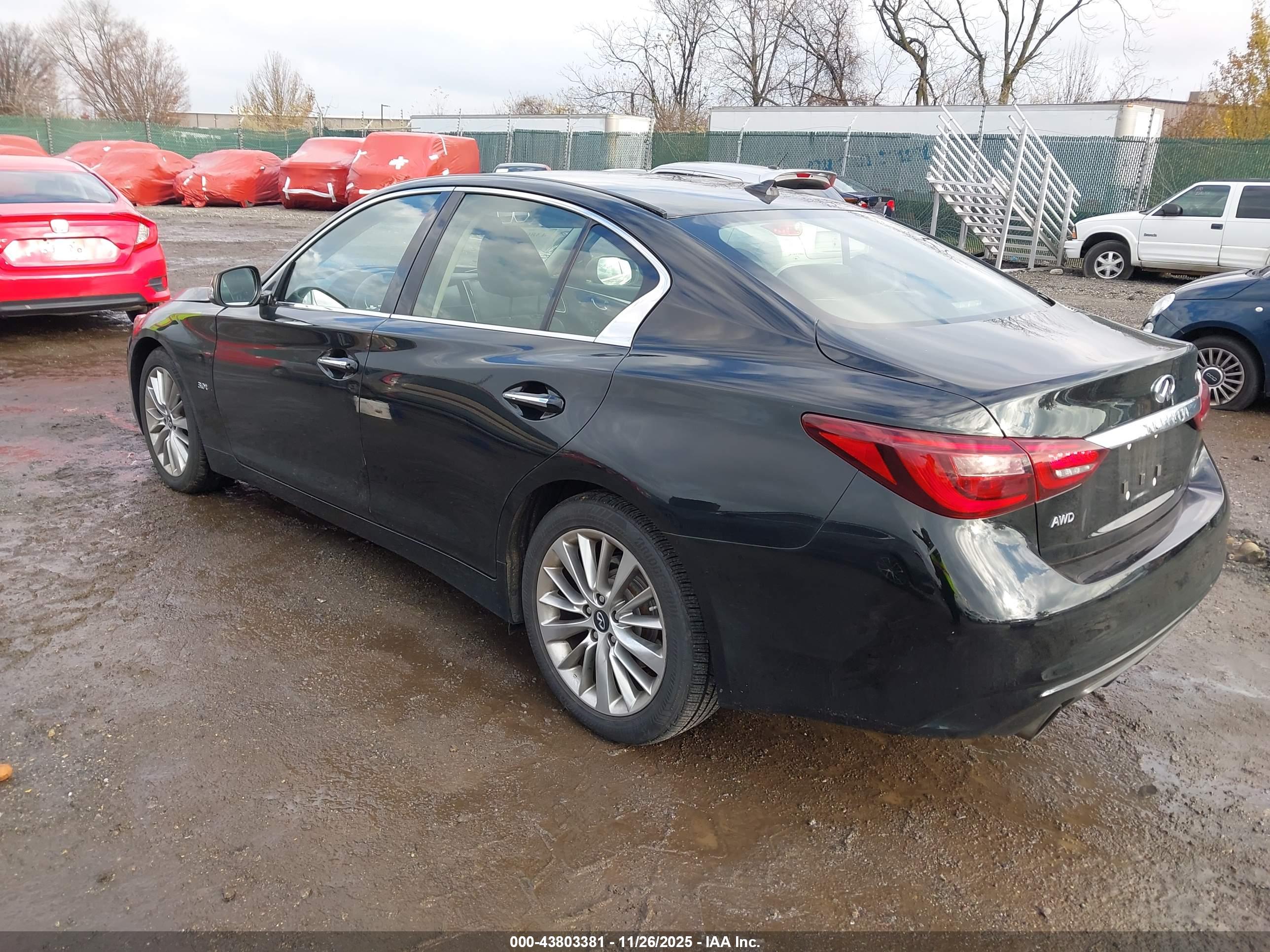 INFINITI Q50 image 3