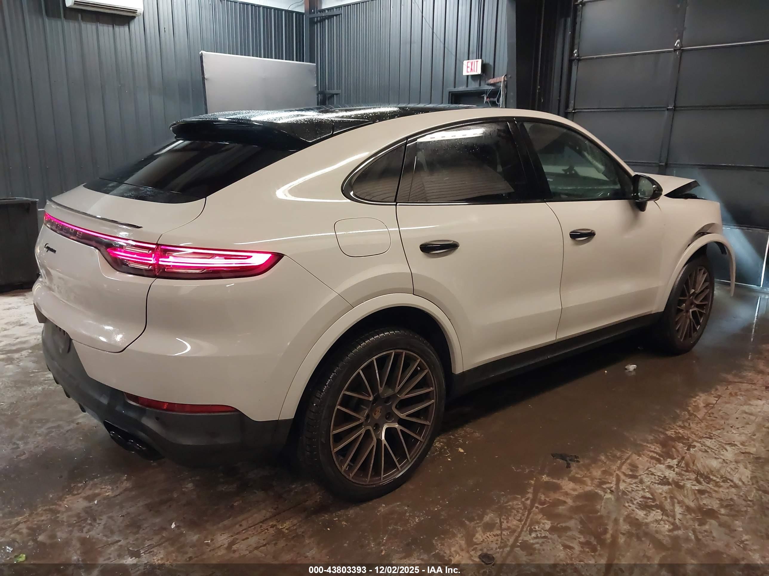 PORSCHE CAYENNE image 4