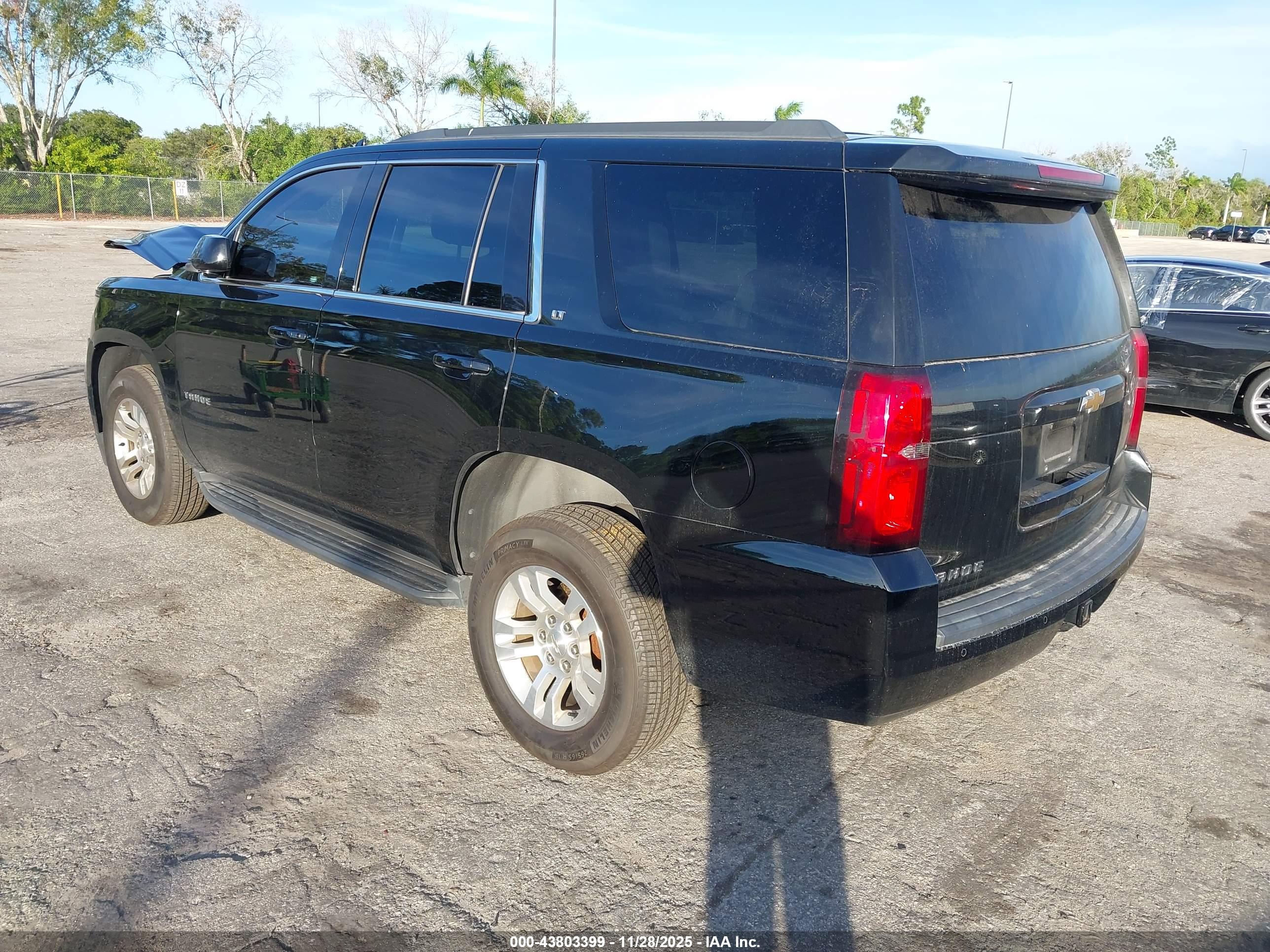 CHEVROLET TAHOE image 3