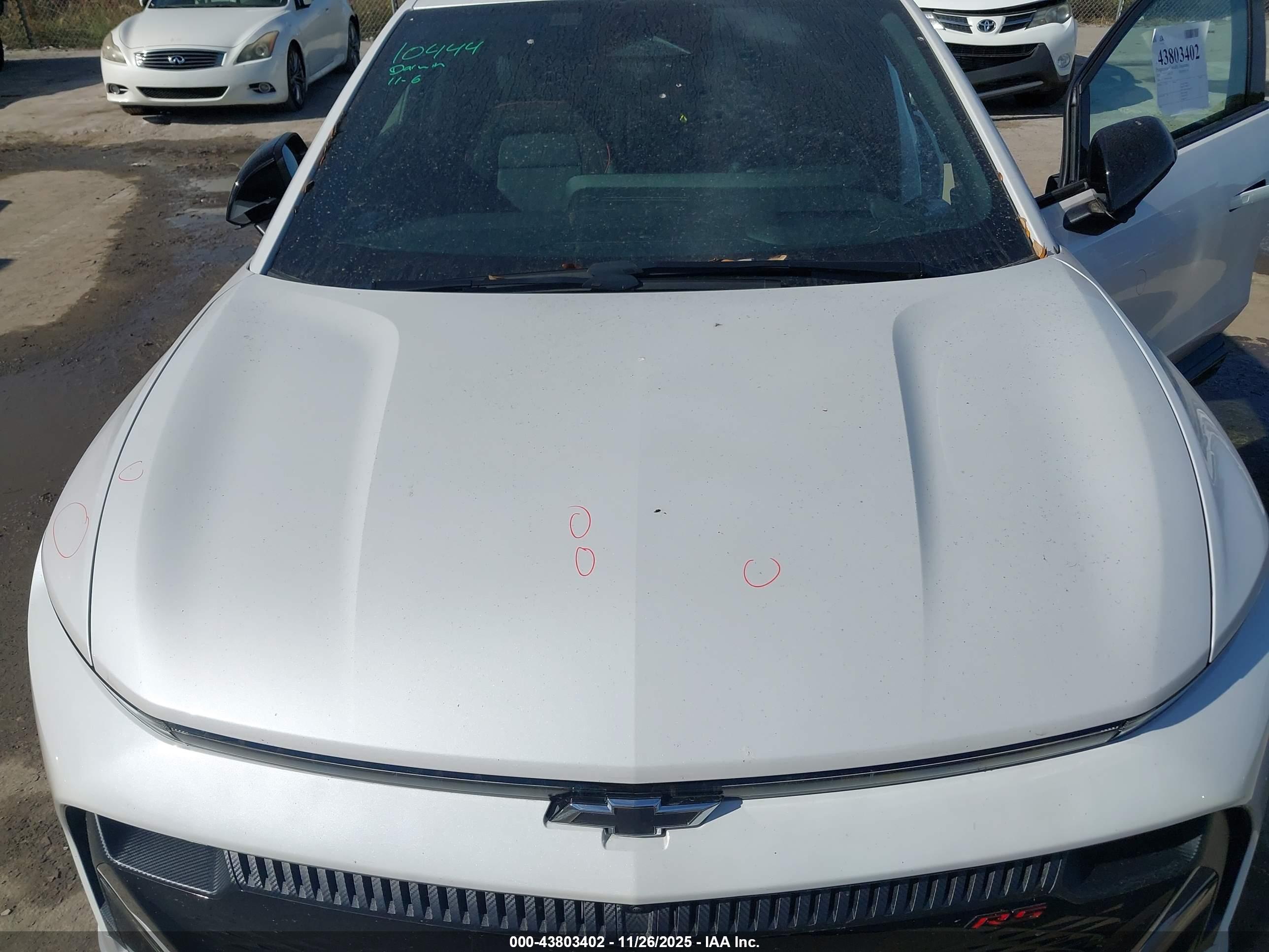 CHEVROLET EQUINOX image 10