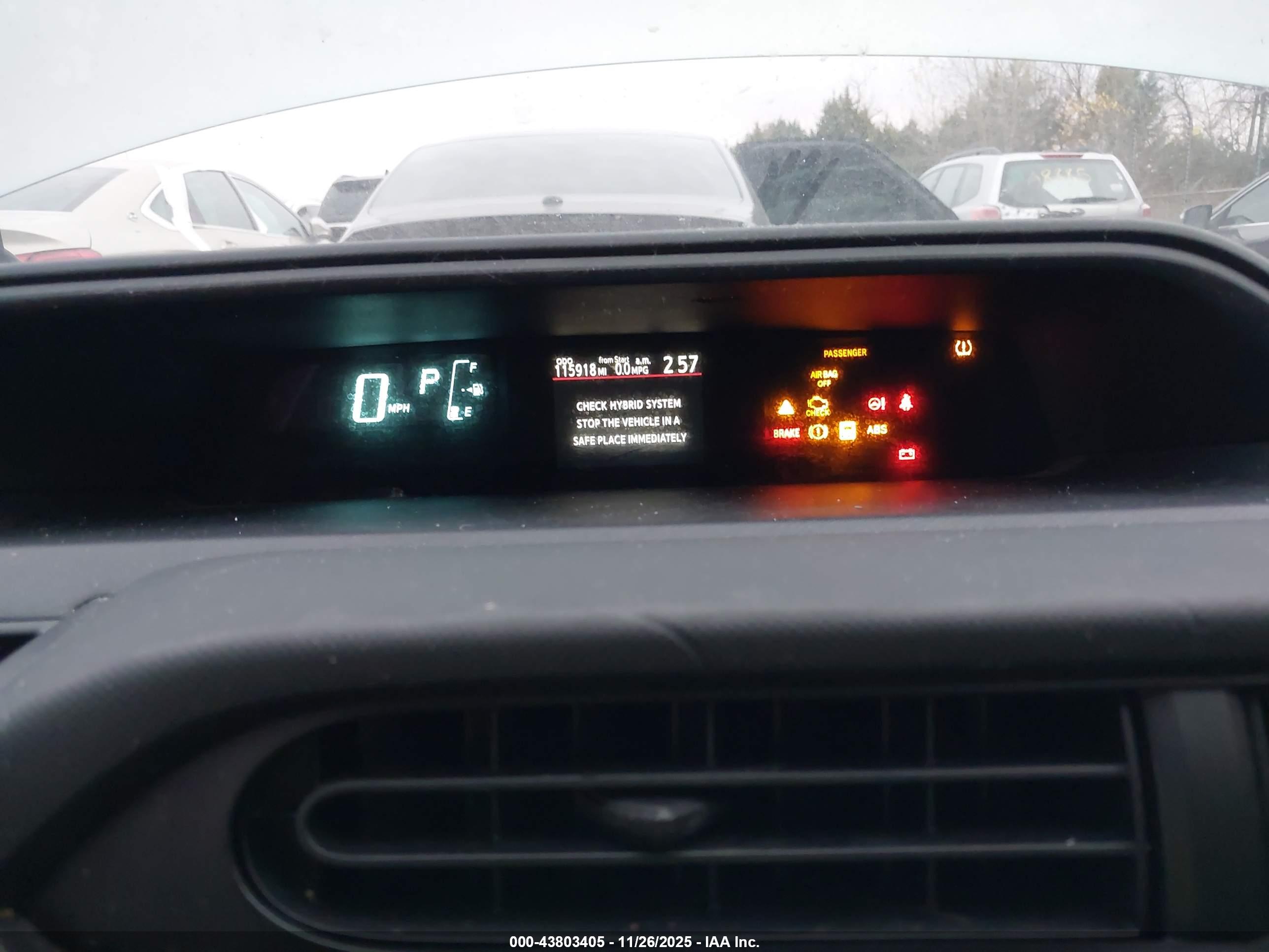 TOYOTA PRIUS image 7