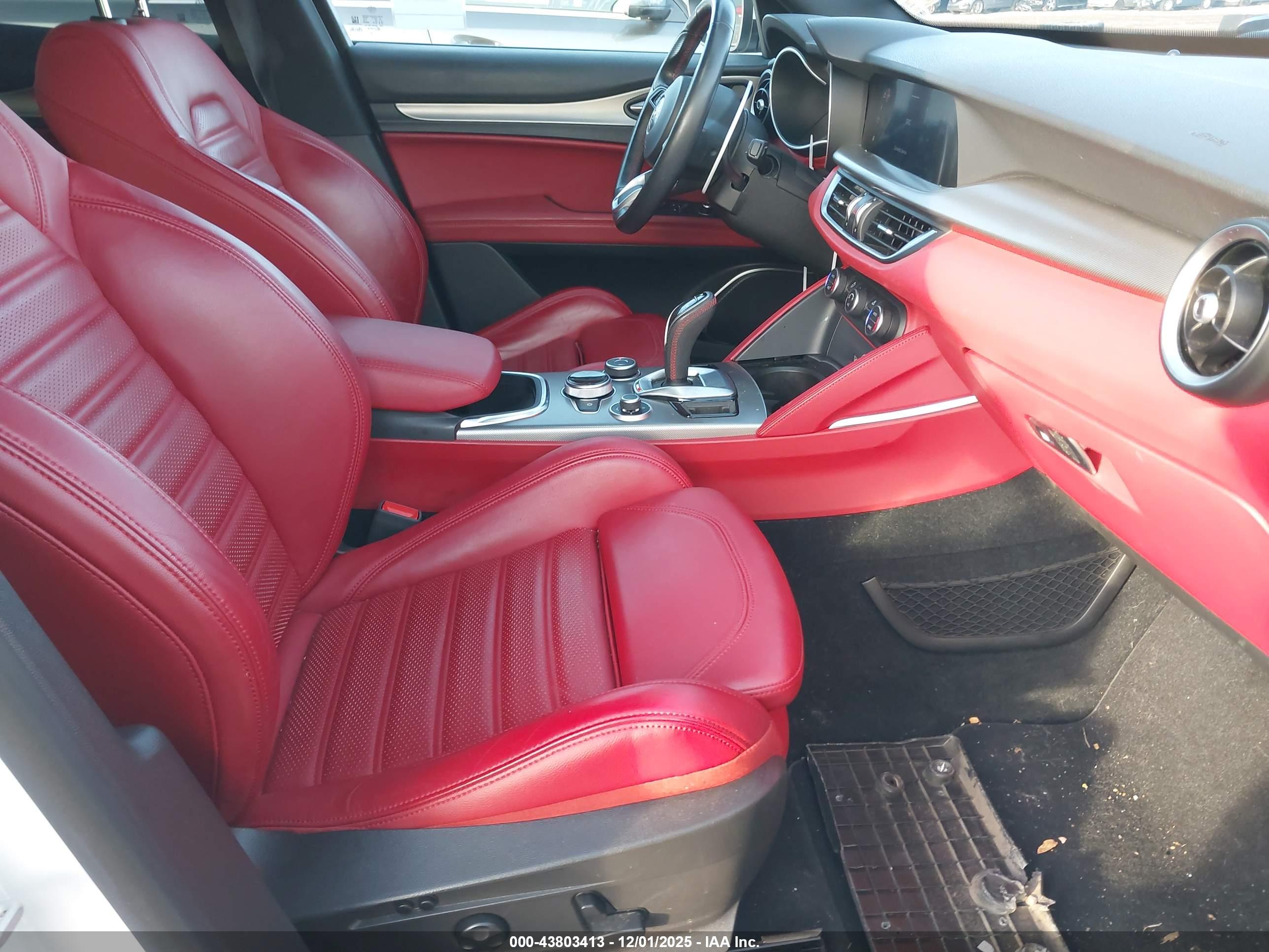 ALFA ROMEO image 5