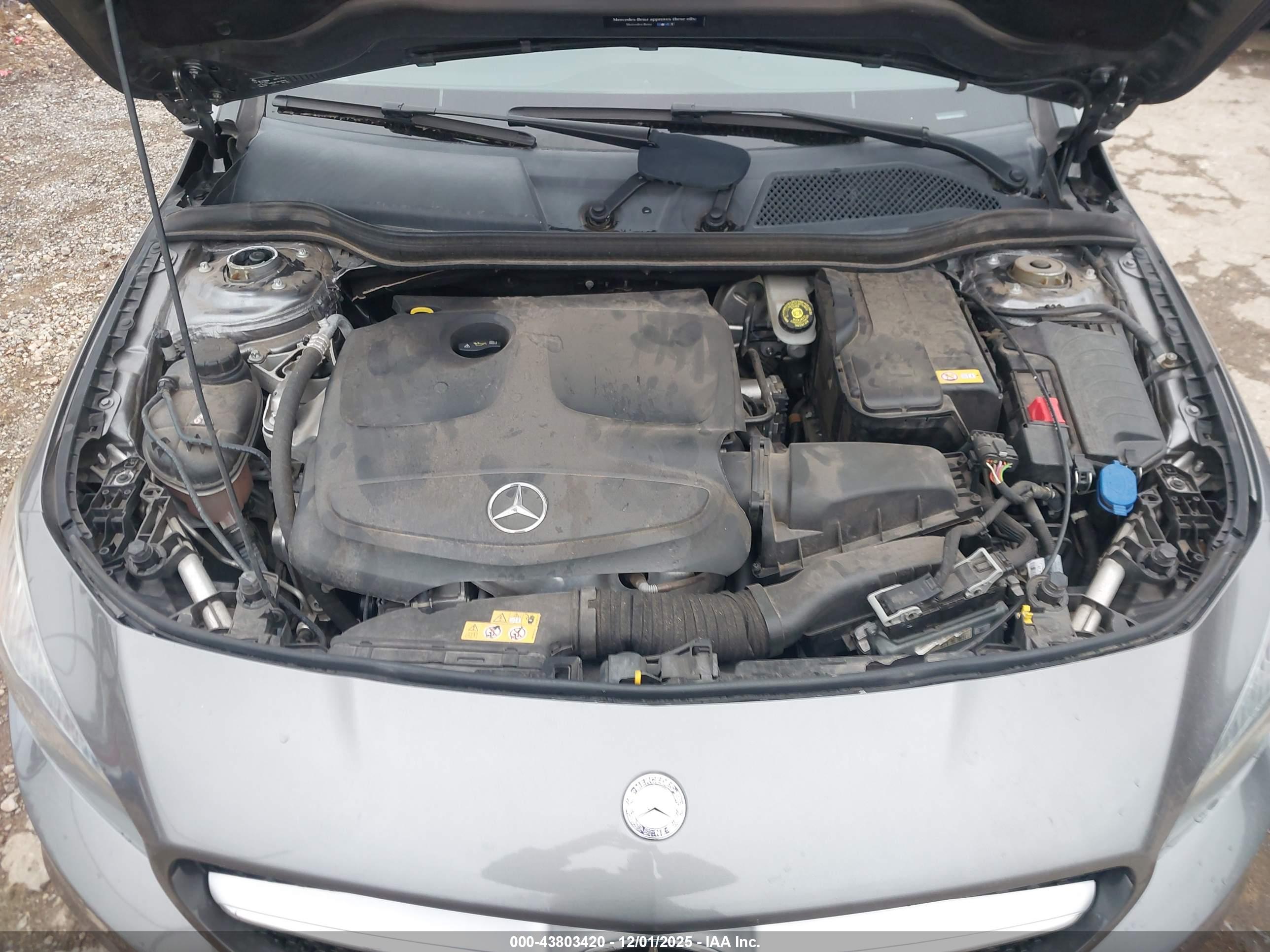 MERCEDES-BENZ CLA image 10