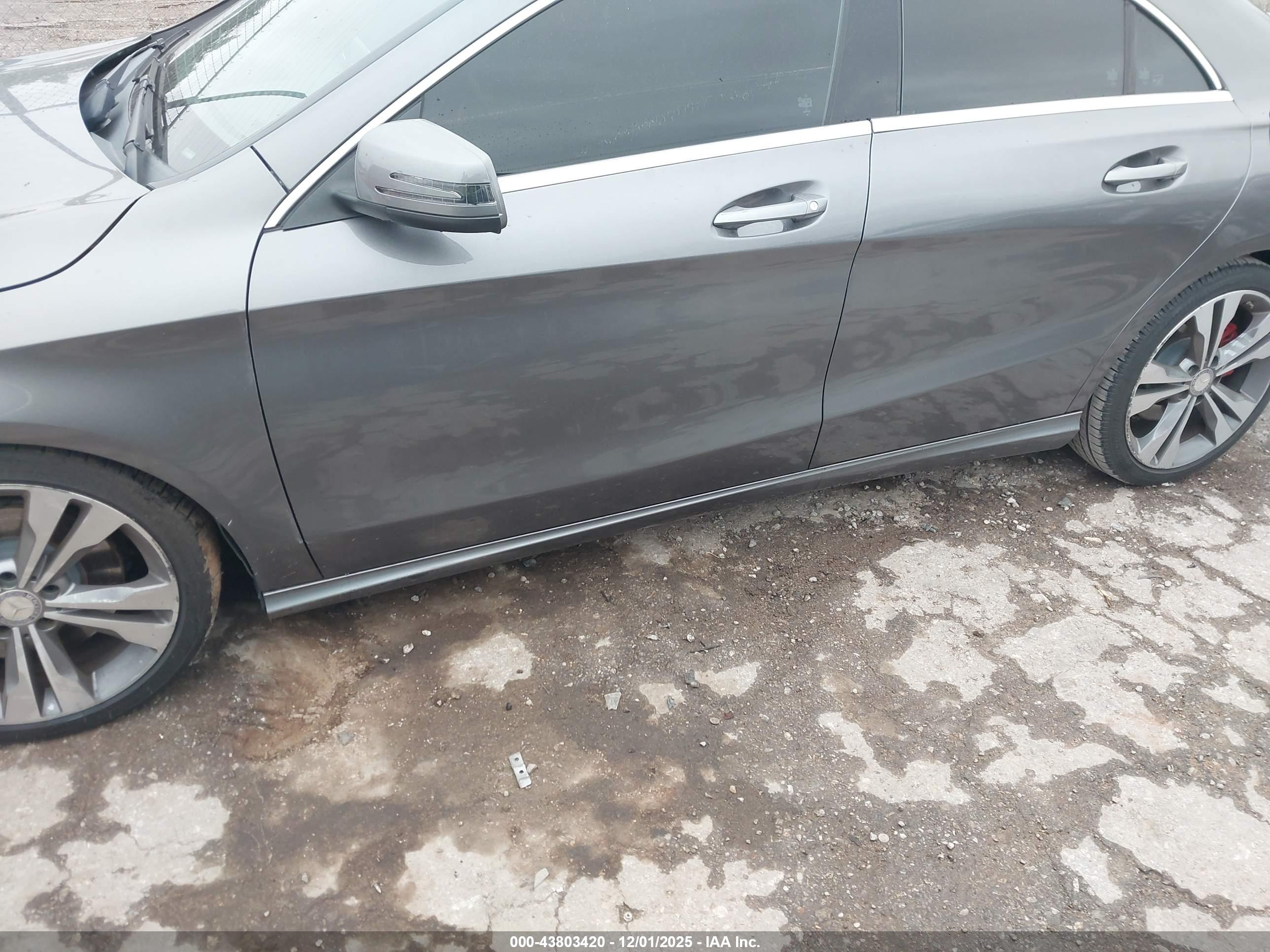MERCEDES-BENZ CLA image 6