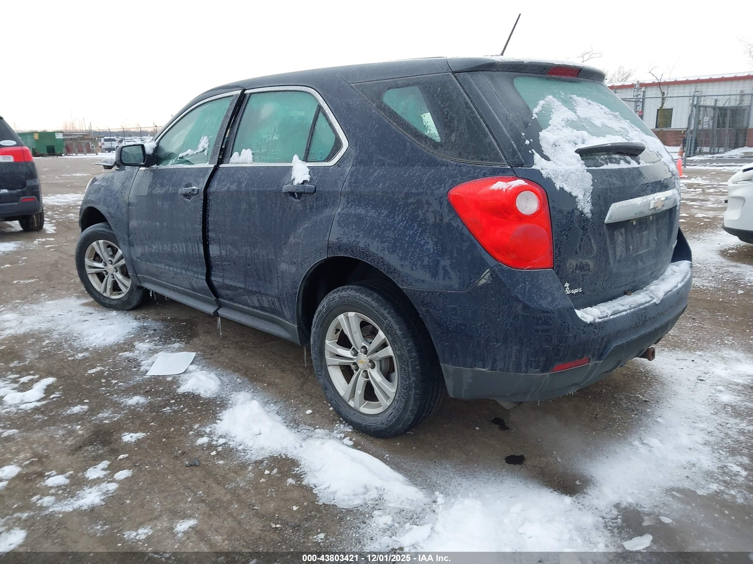 CHEVROLET EQUINOX image 3