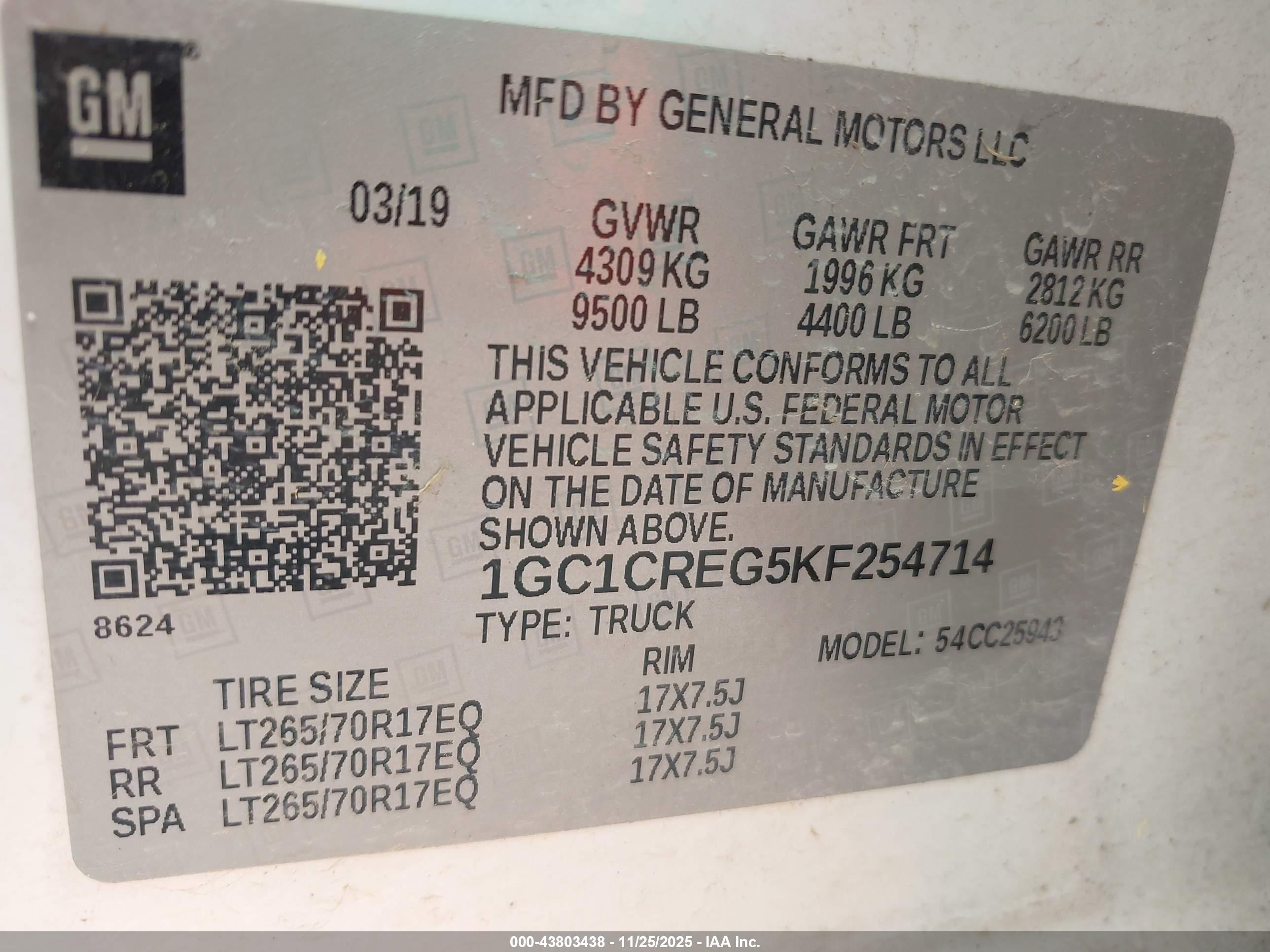 CHEVROLET SILVERADO image 9