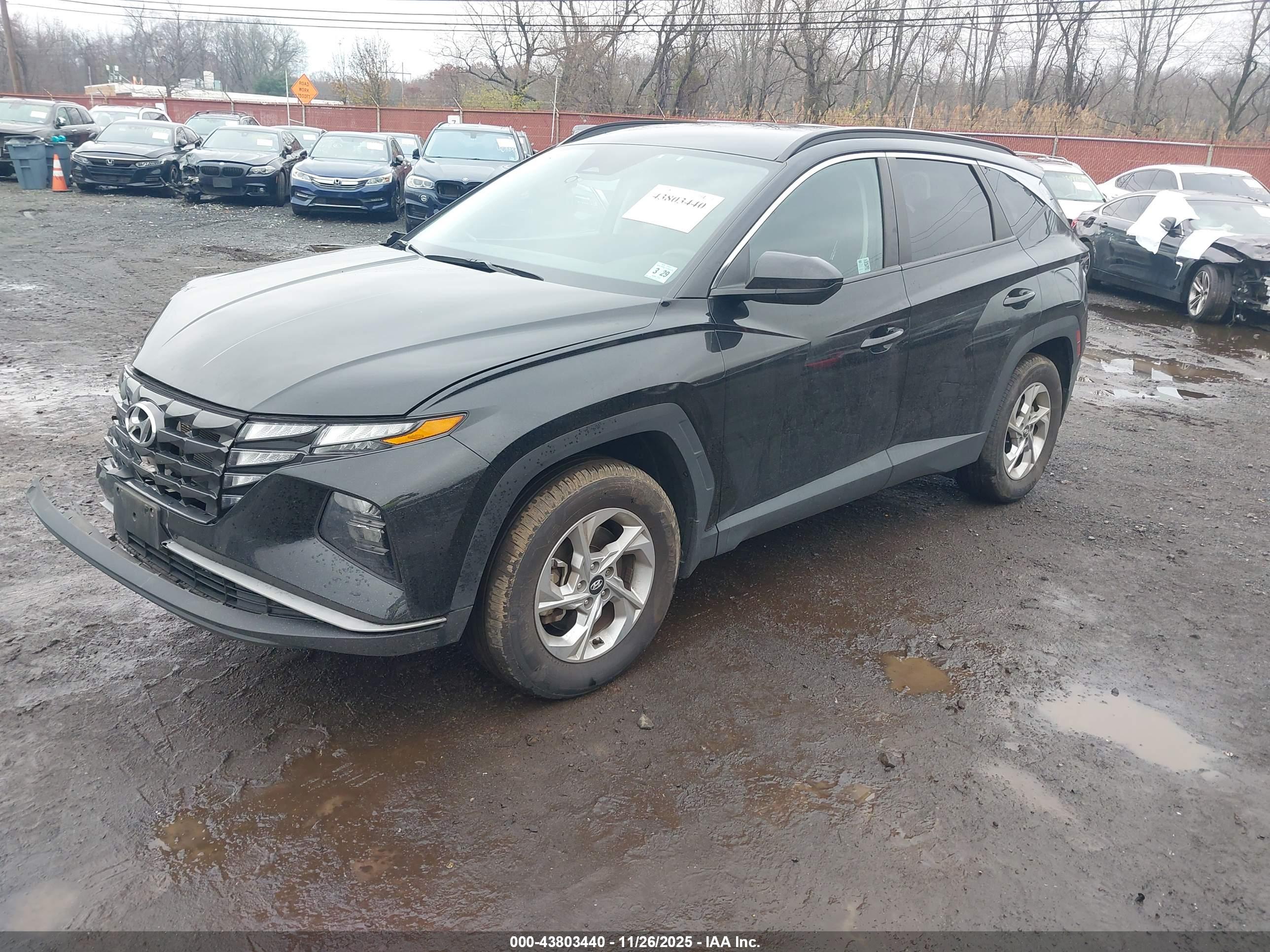 HYUNDAI TUCSON image 2
