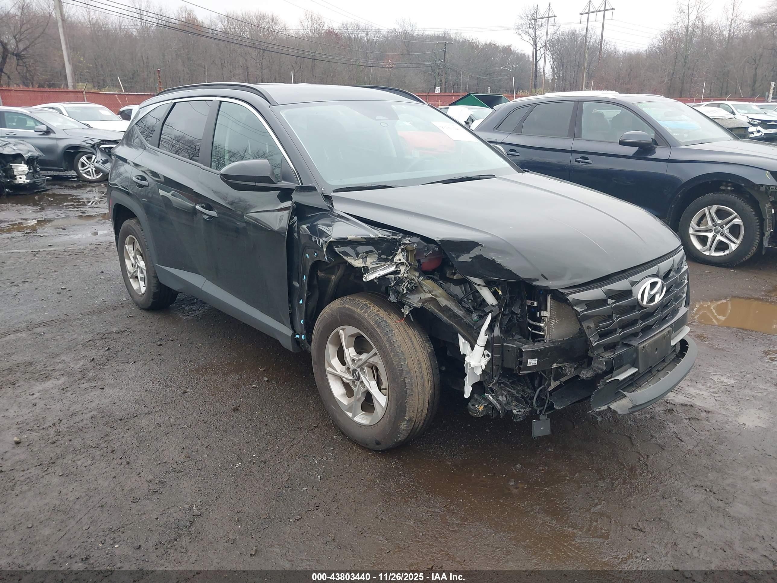 HYUNDAI TUCSON image 6