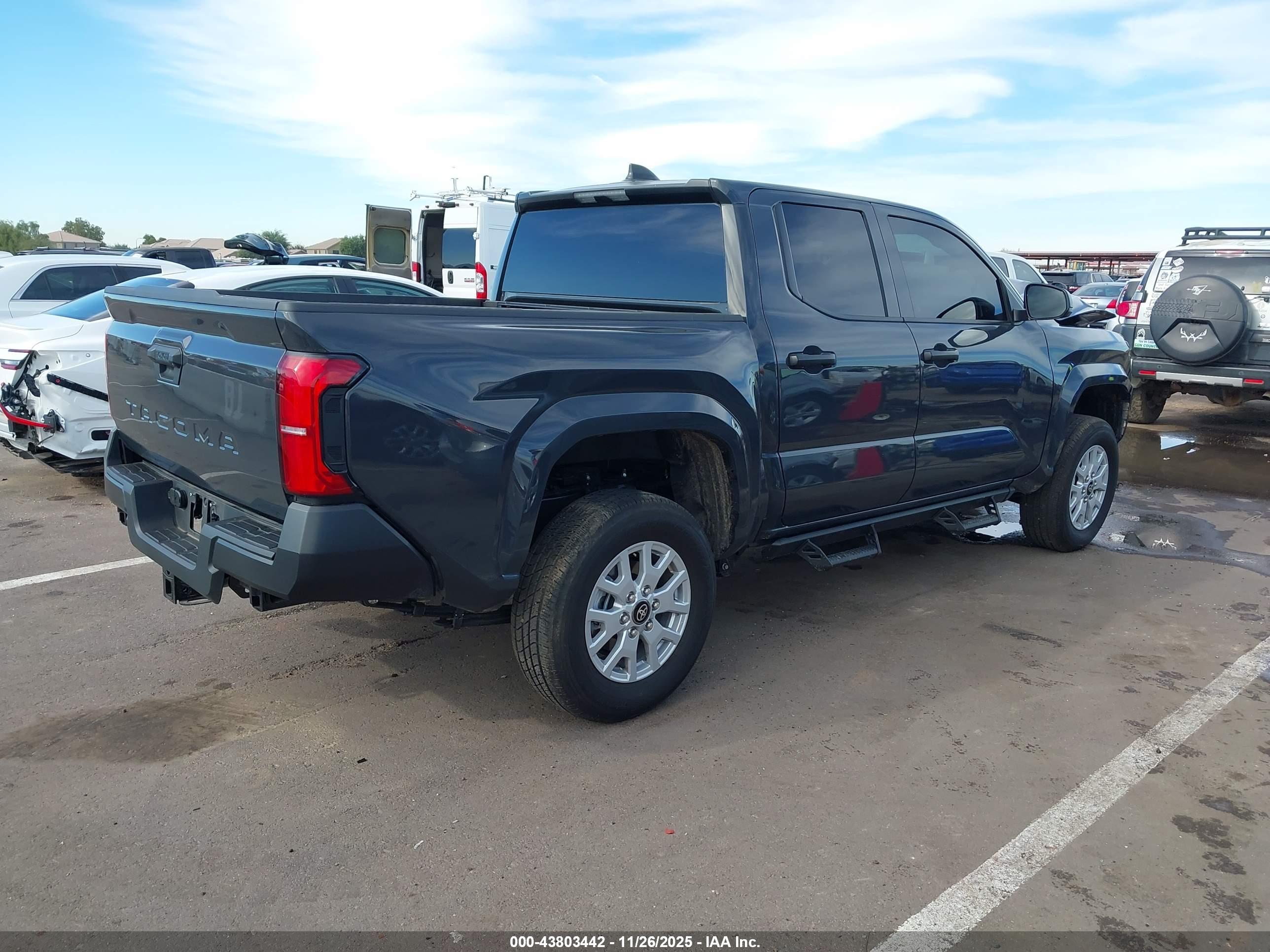 TOYOTA TACOMA image 4