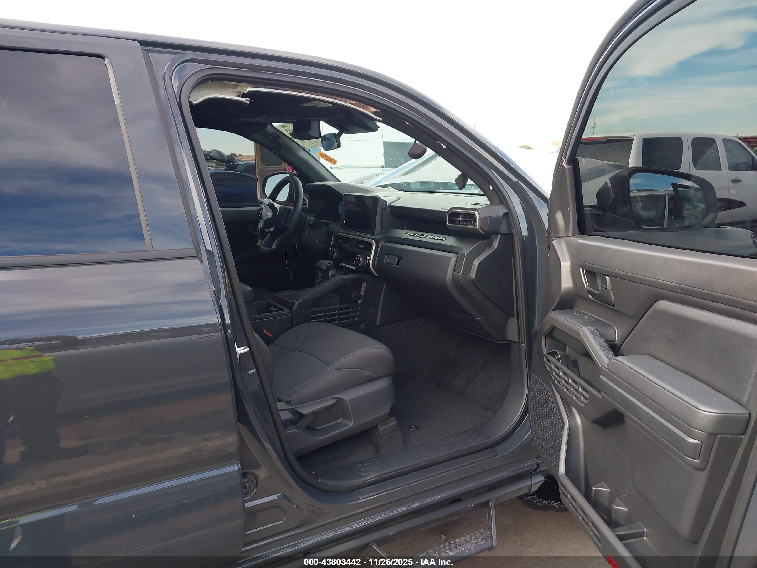TOYOTA TACOMA image 5