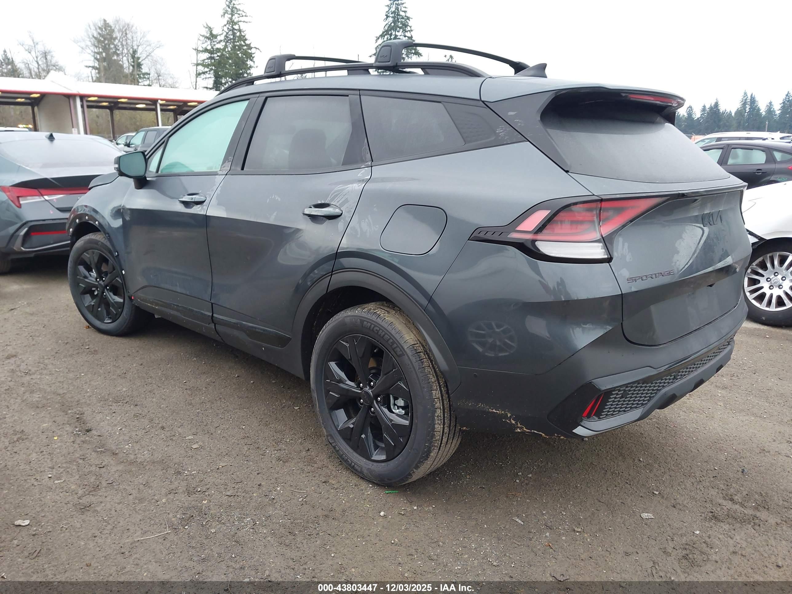 KIA SPORTAGE image 3