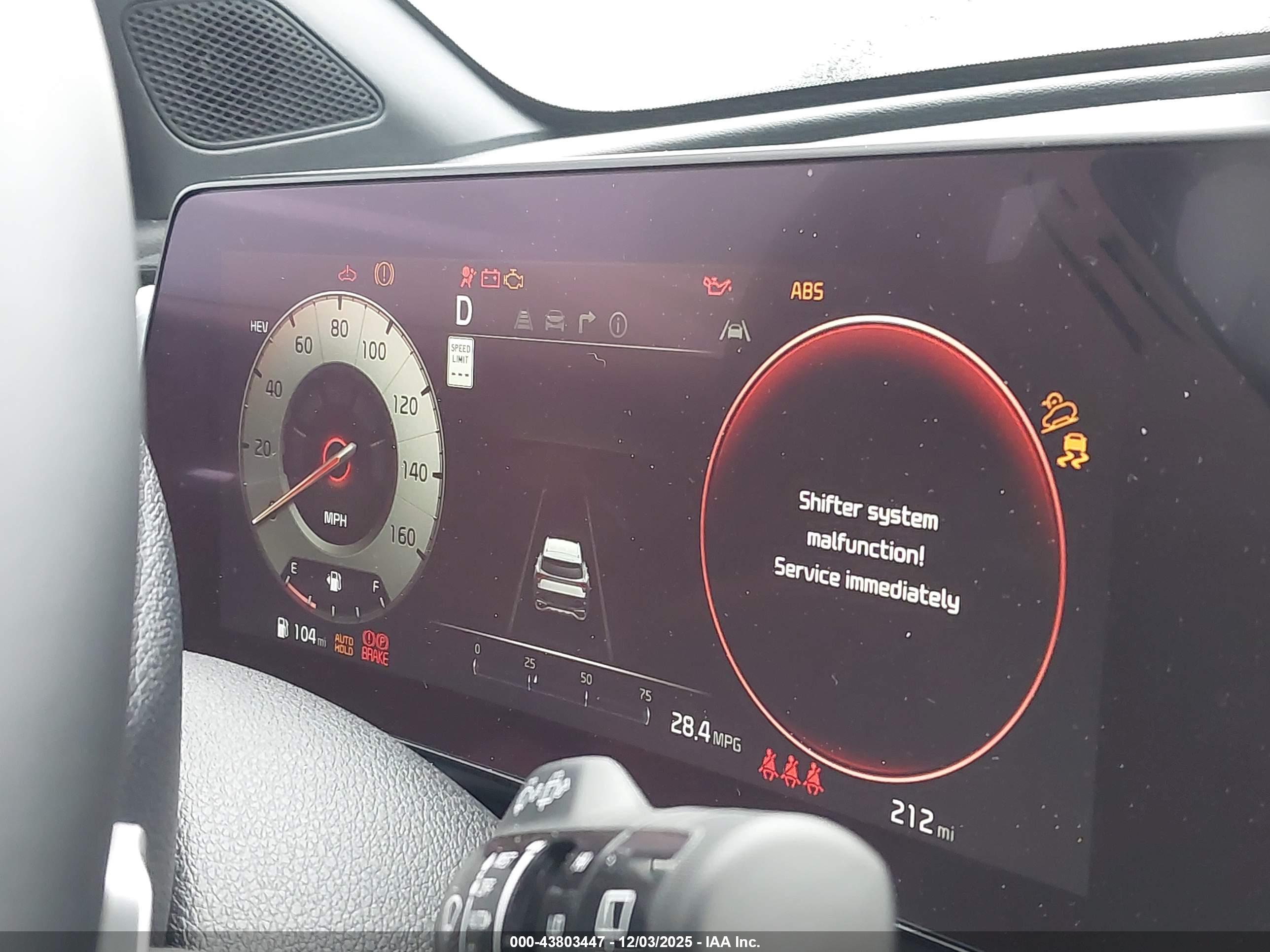 KIA SPORTAGE image 7