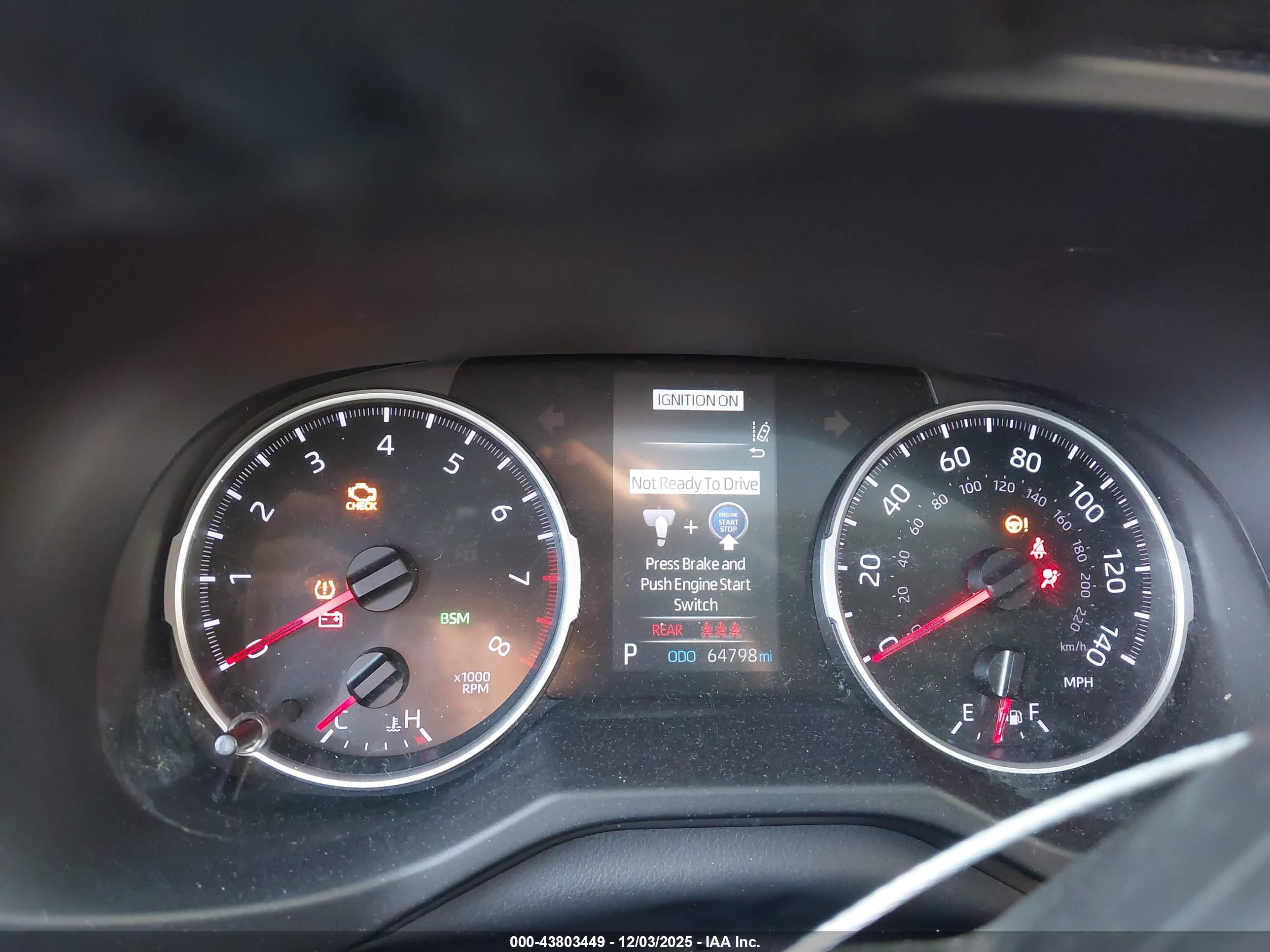 TOYOTA RAV4 image 7