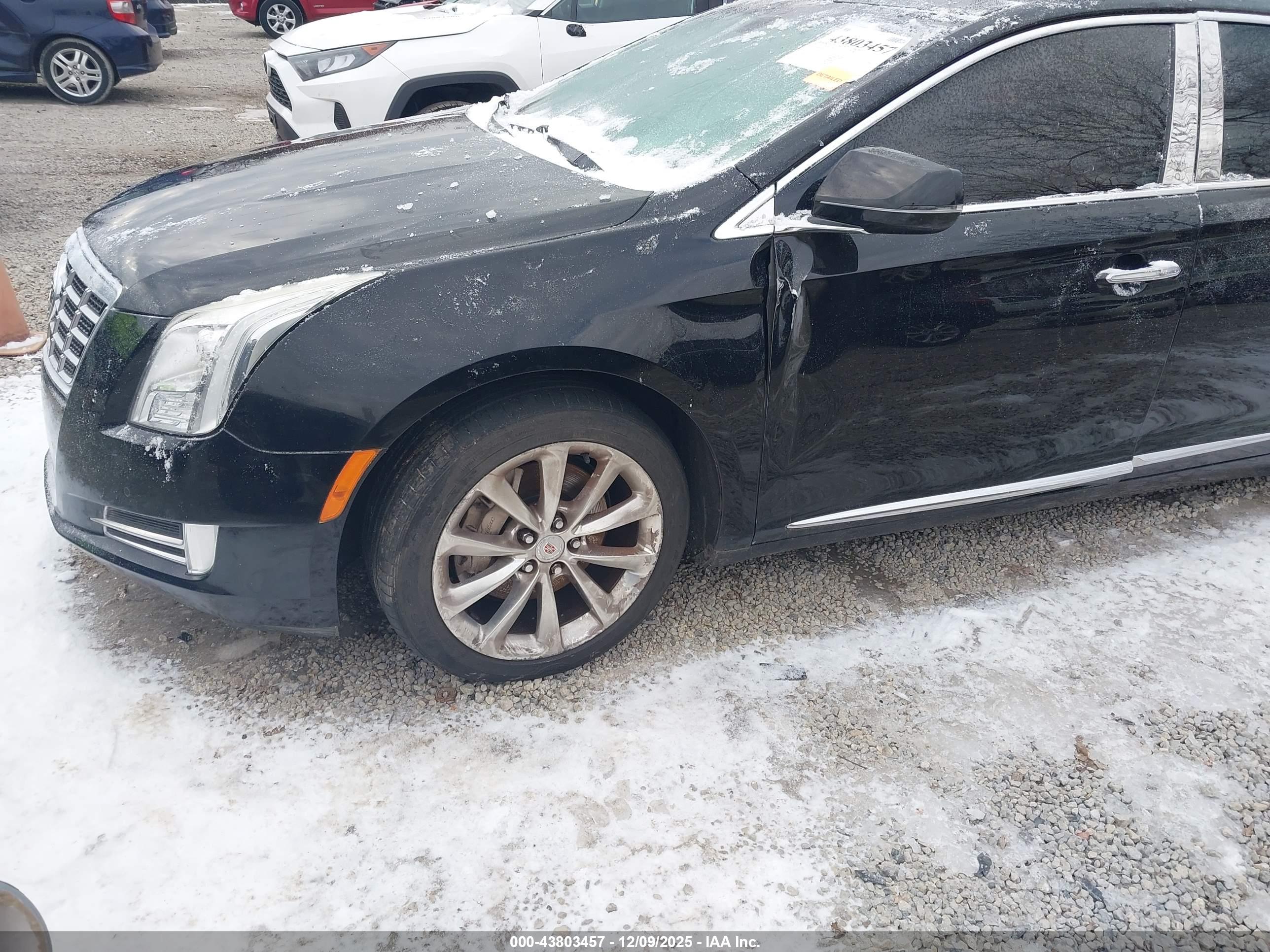 CADILLAC XTS image 6