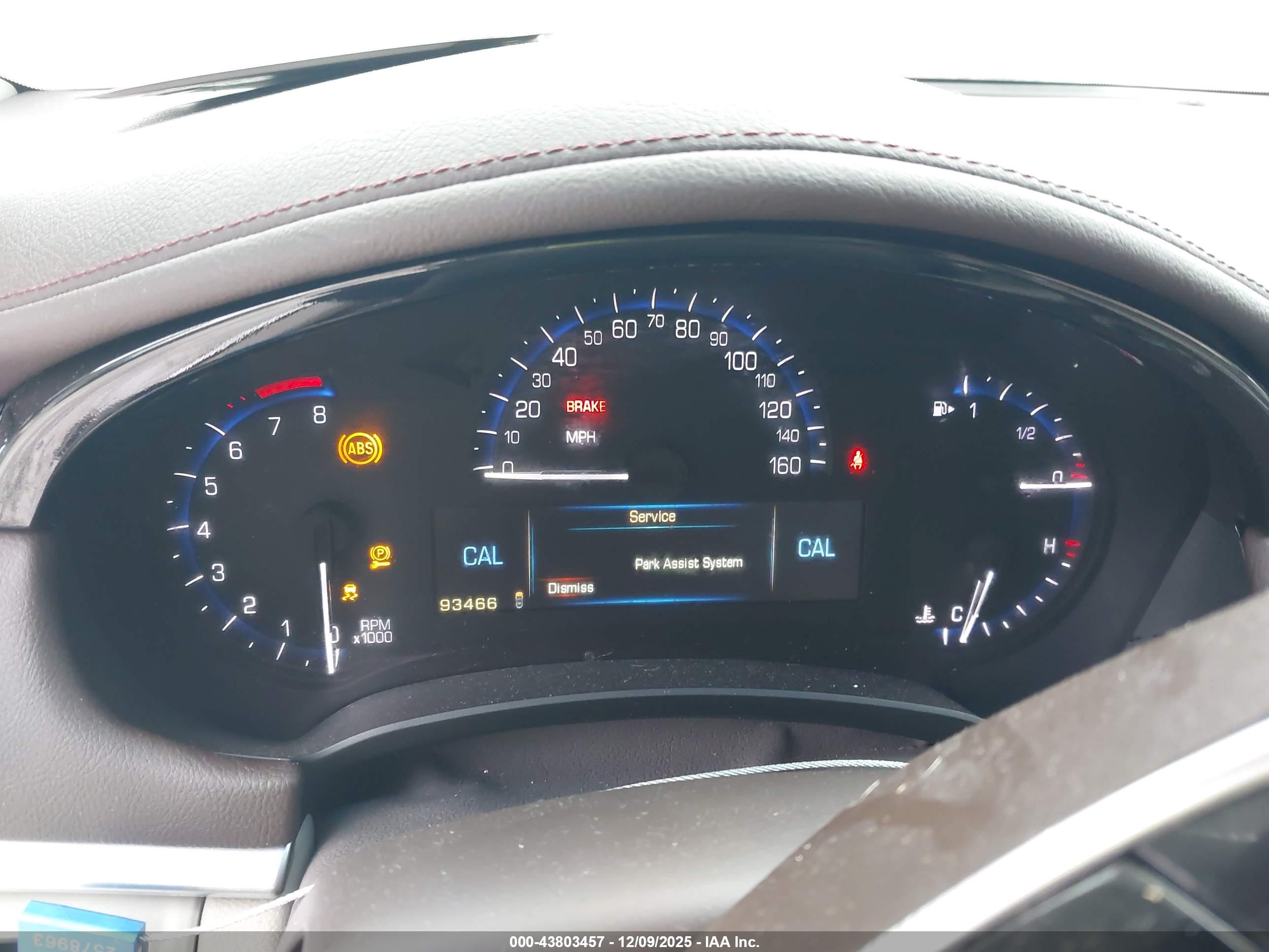 CADILLAC XTS image 7