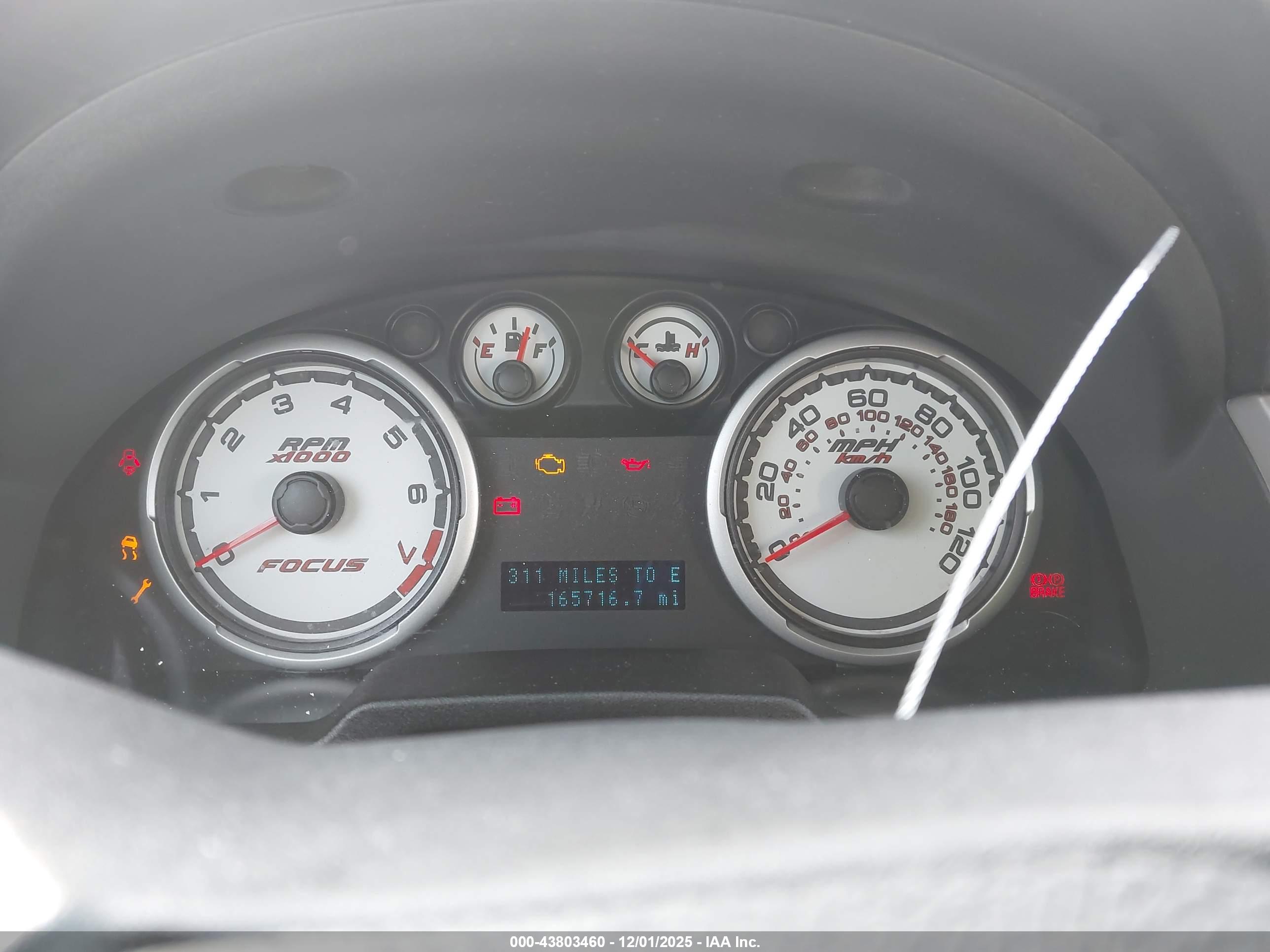 FORD FOCUS image 7