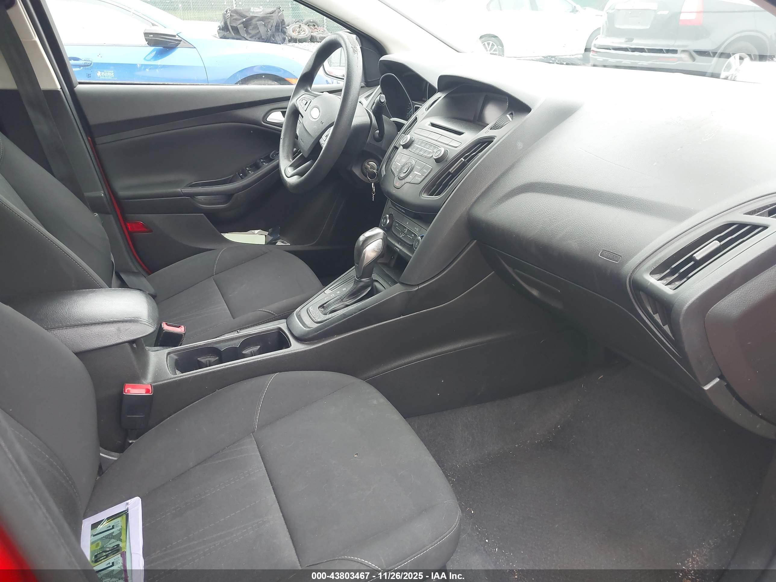 FORD FOCUS image 5