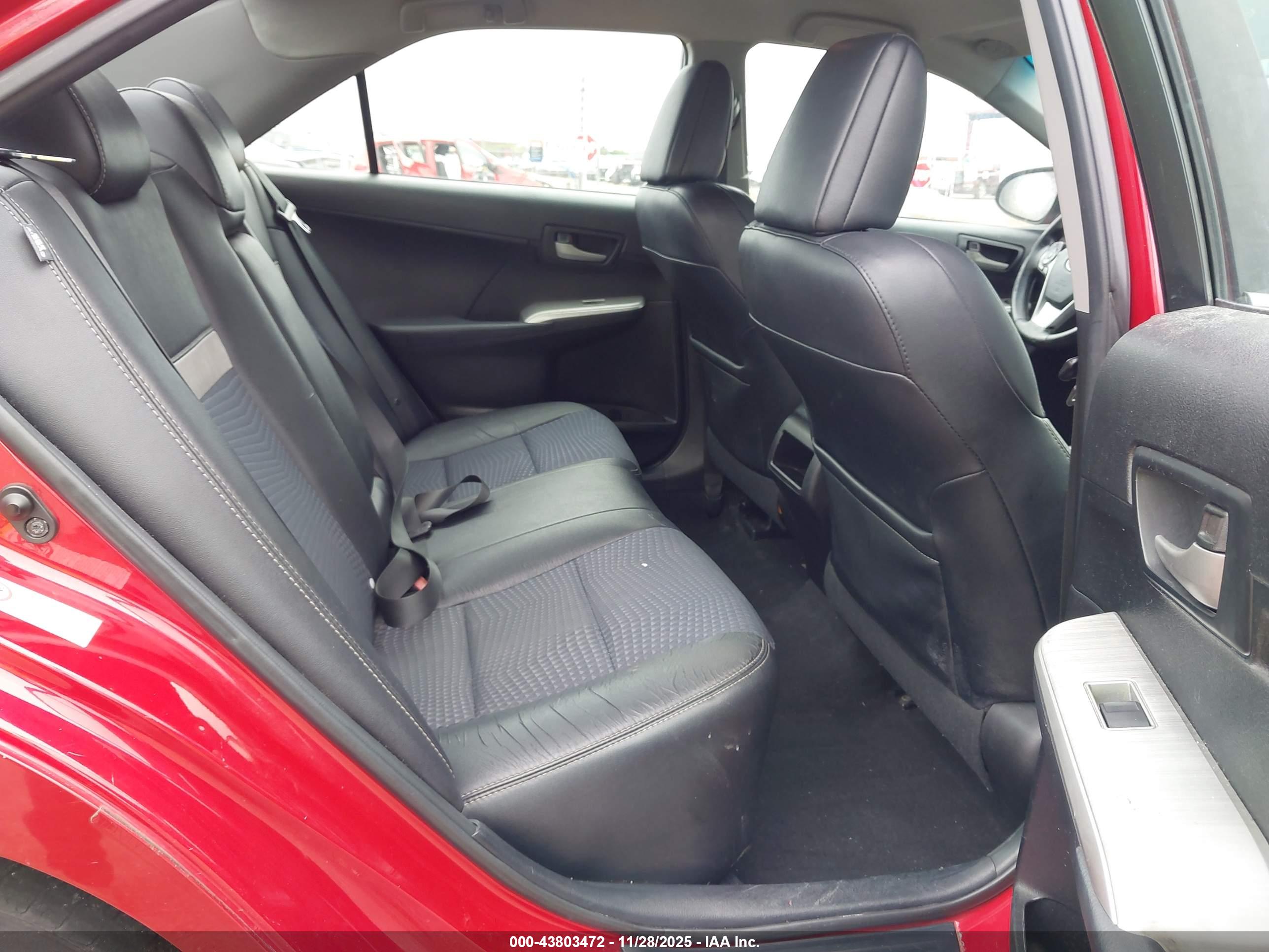 TOYOTA CAMRY image 8