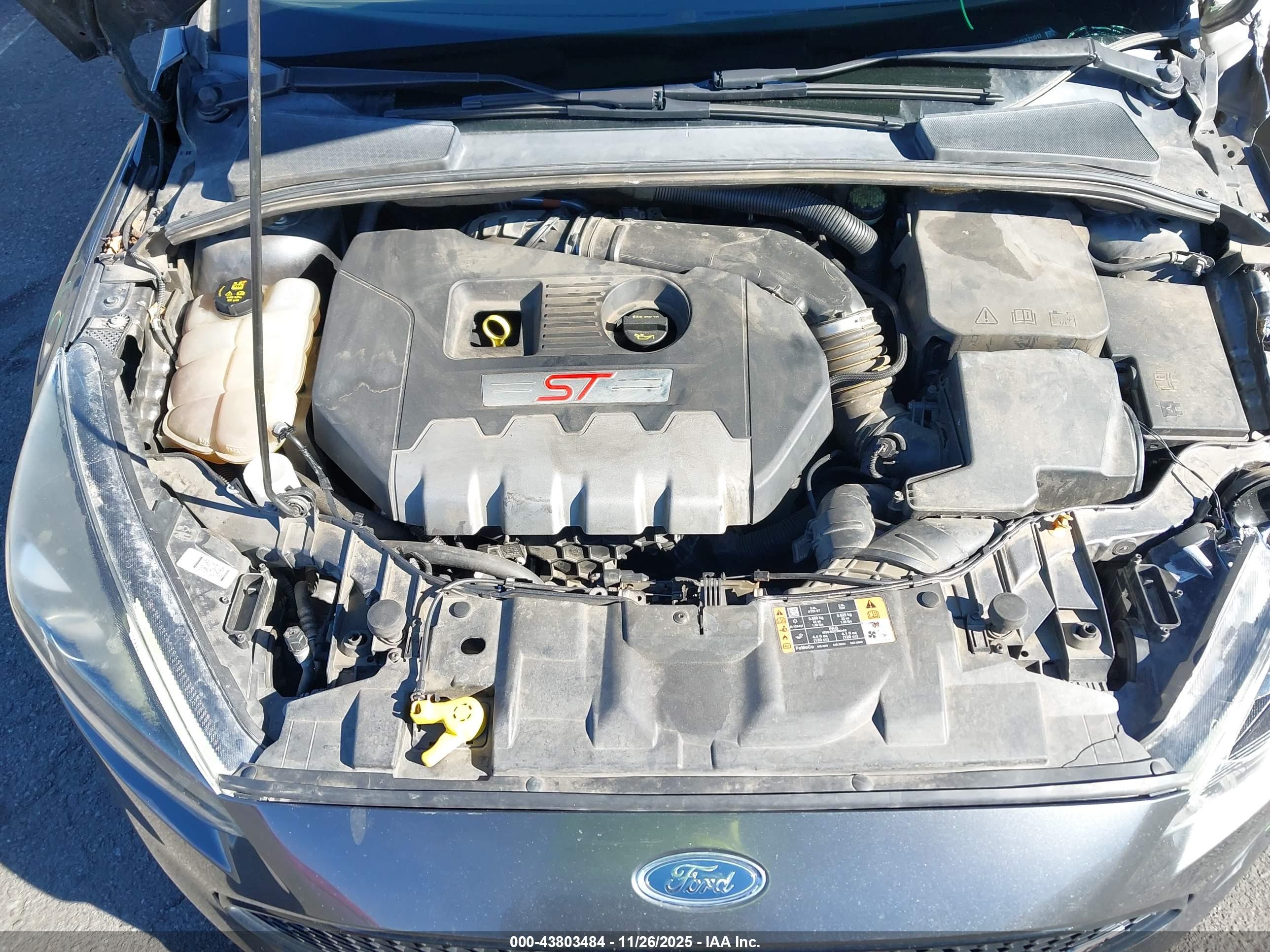 FORD FOCUS image 10