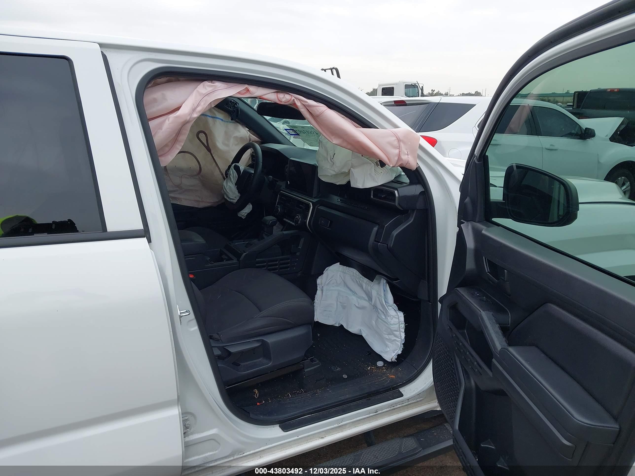 TOYOTA TACOMA image 5